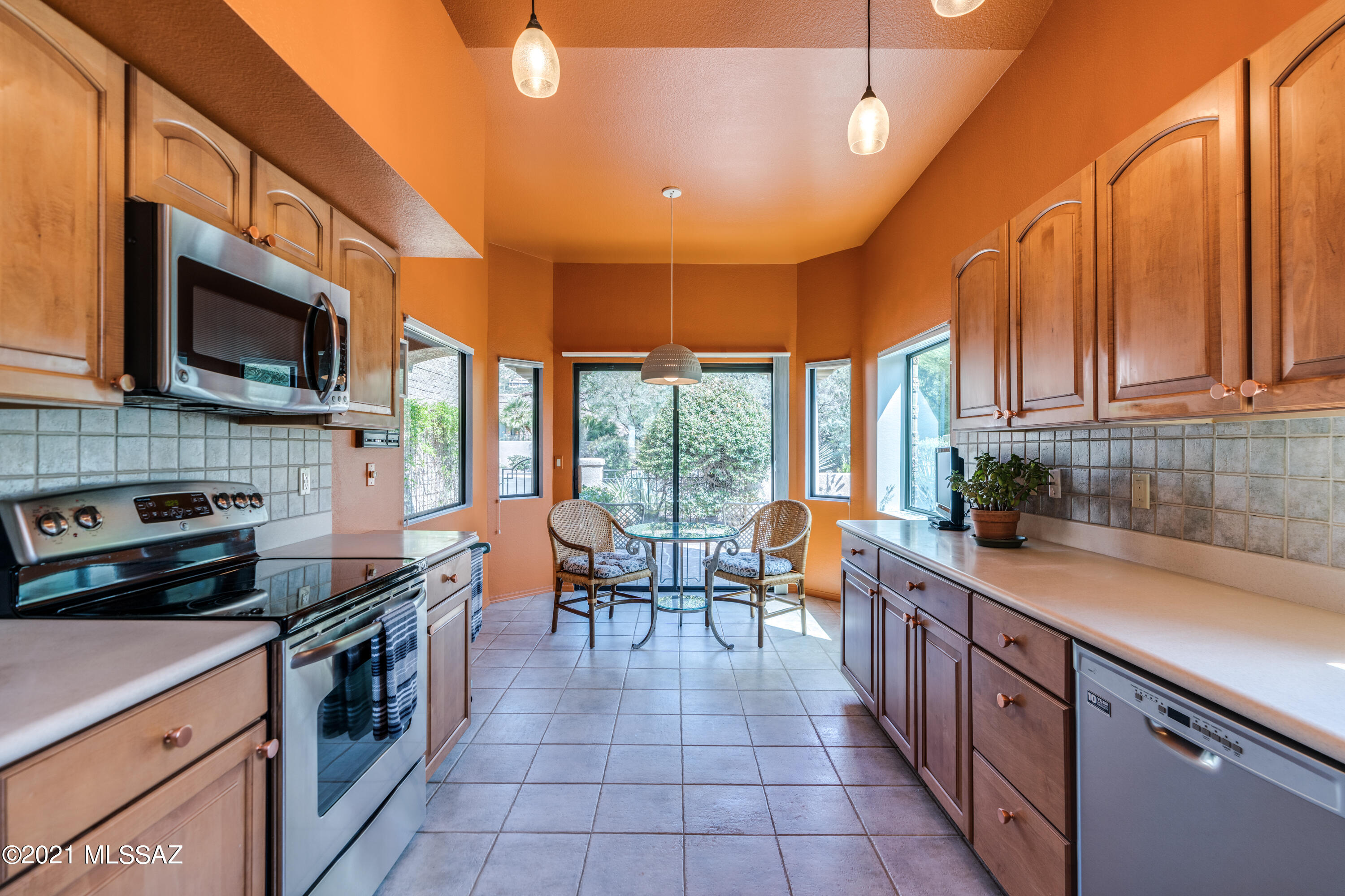 7348 E Calle Alba Serena