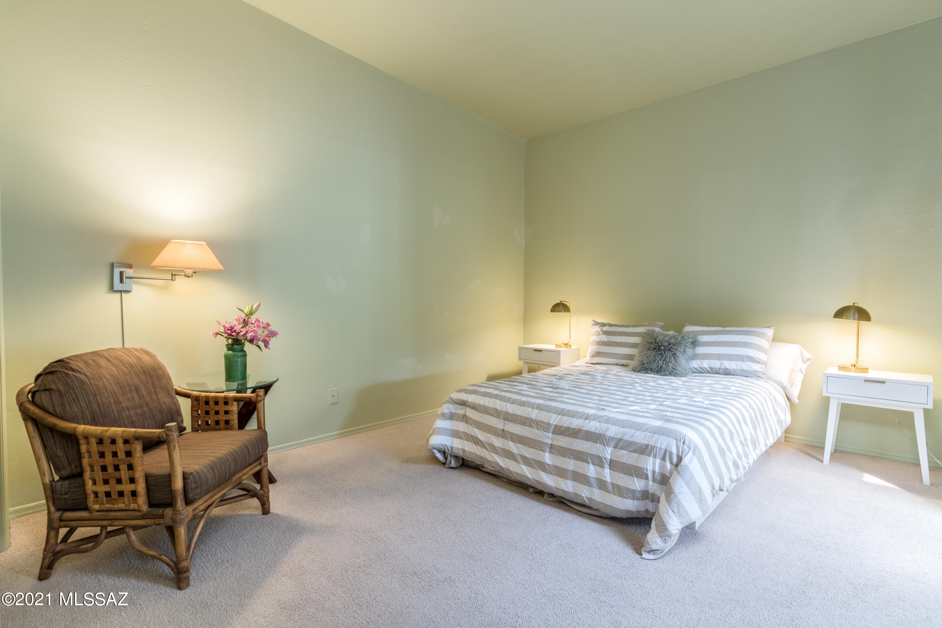 7348 E Calle Alba Serena