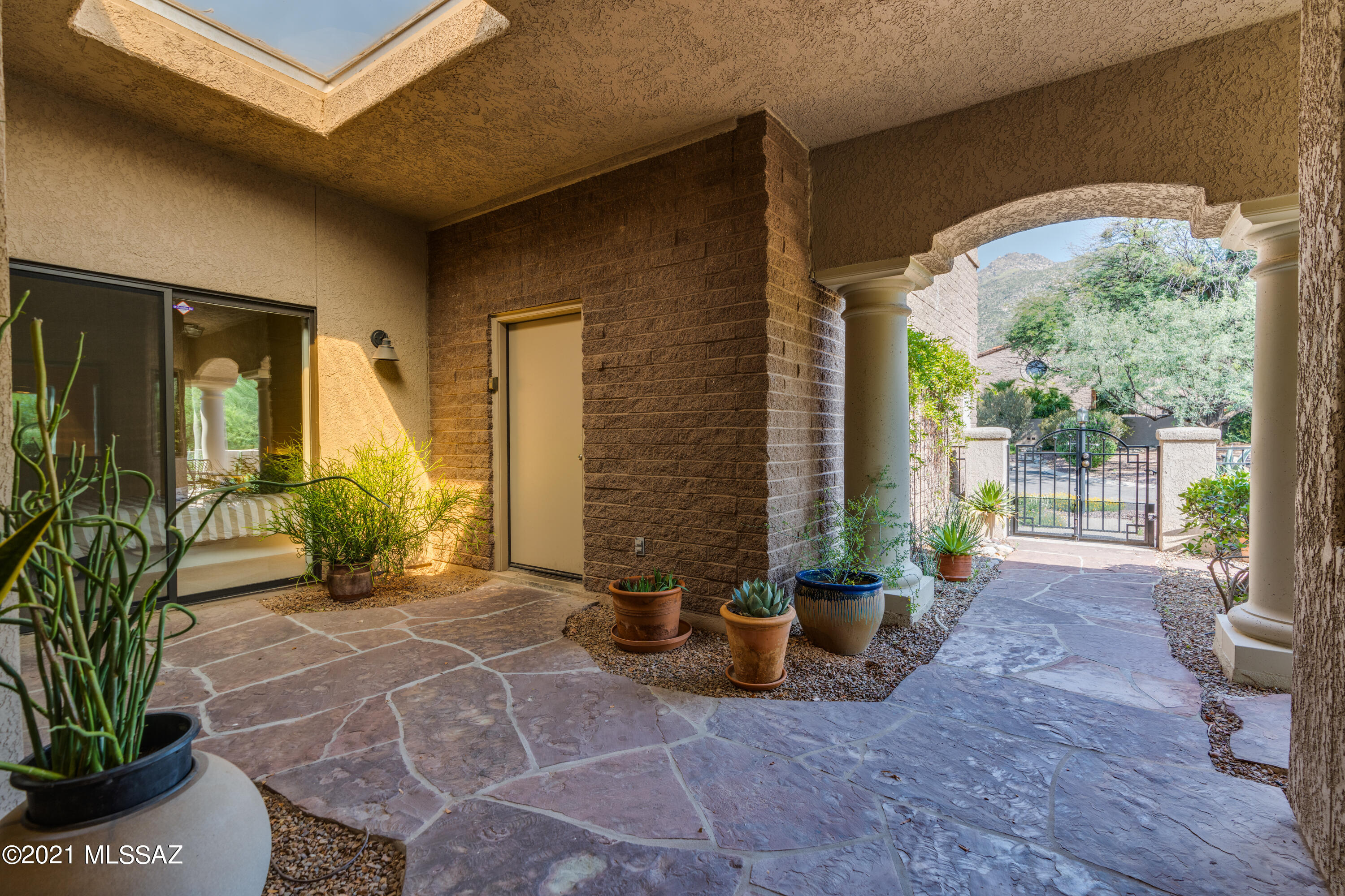 7348 E Calle Alba Serena