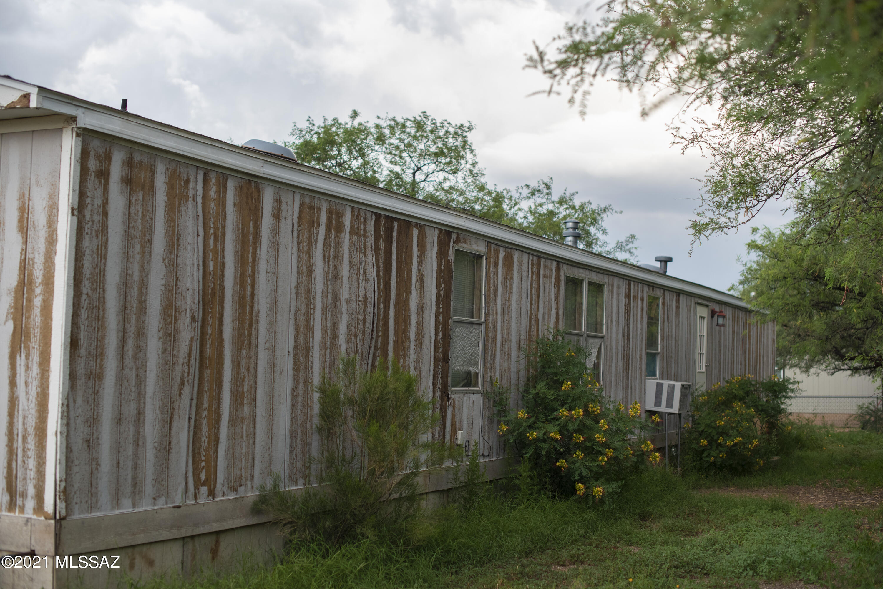 521 N Mountain View Road