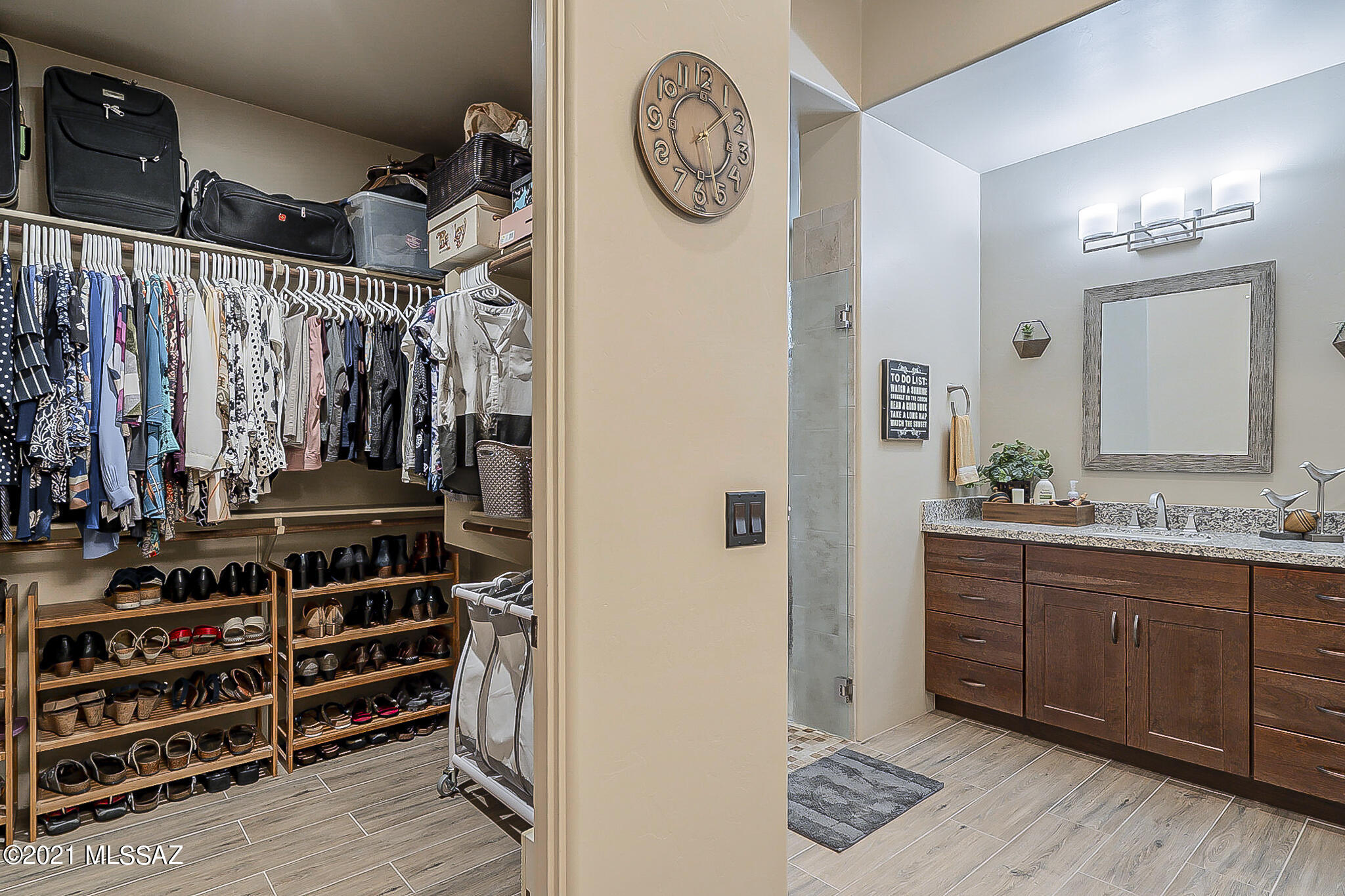 11077 E Carved Tree Court