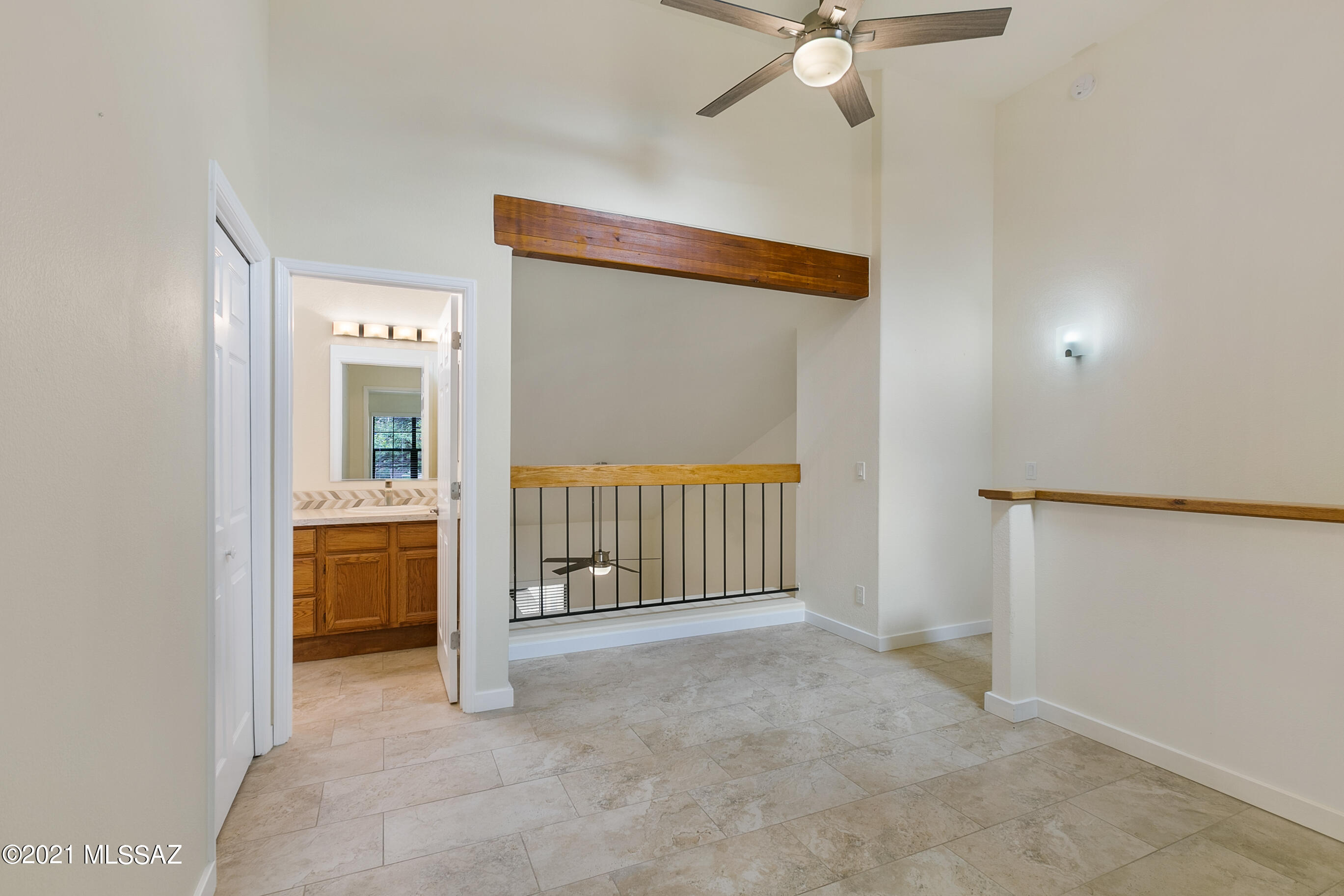 7774 E Via Ventana Norte