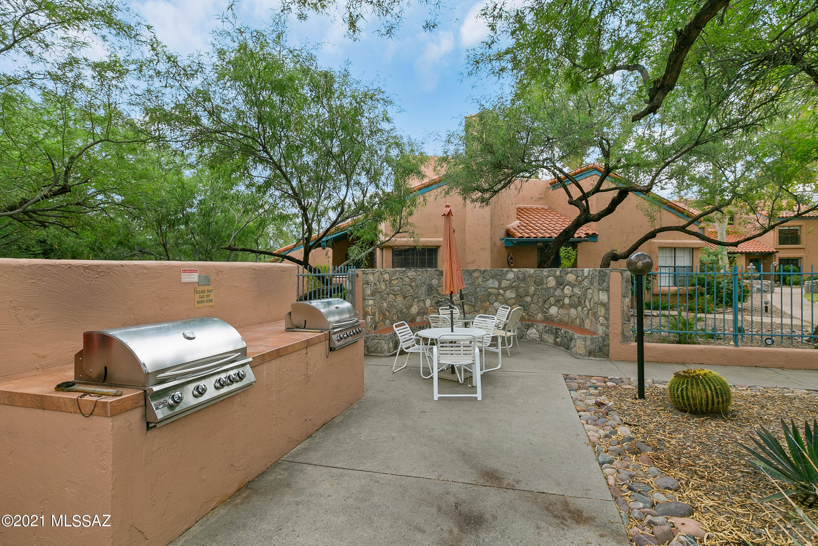 7774 E Via Ventana Norte