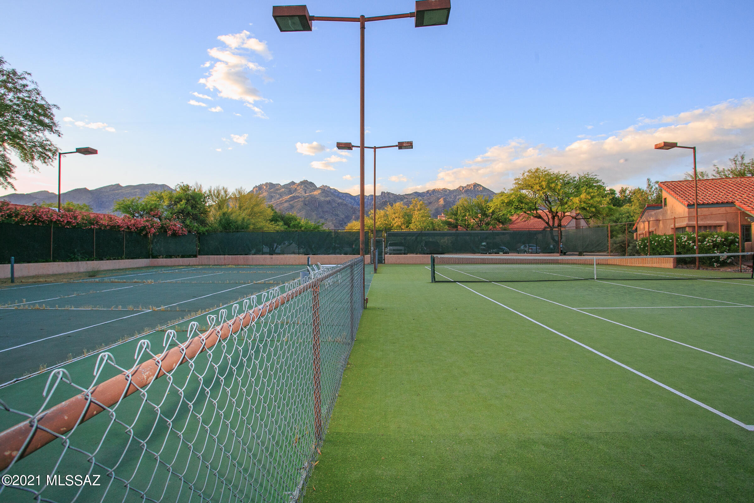 7774 E Via Ventana Norte