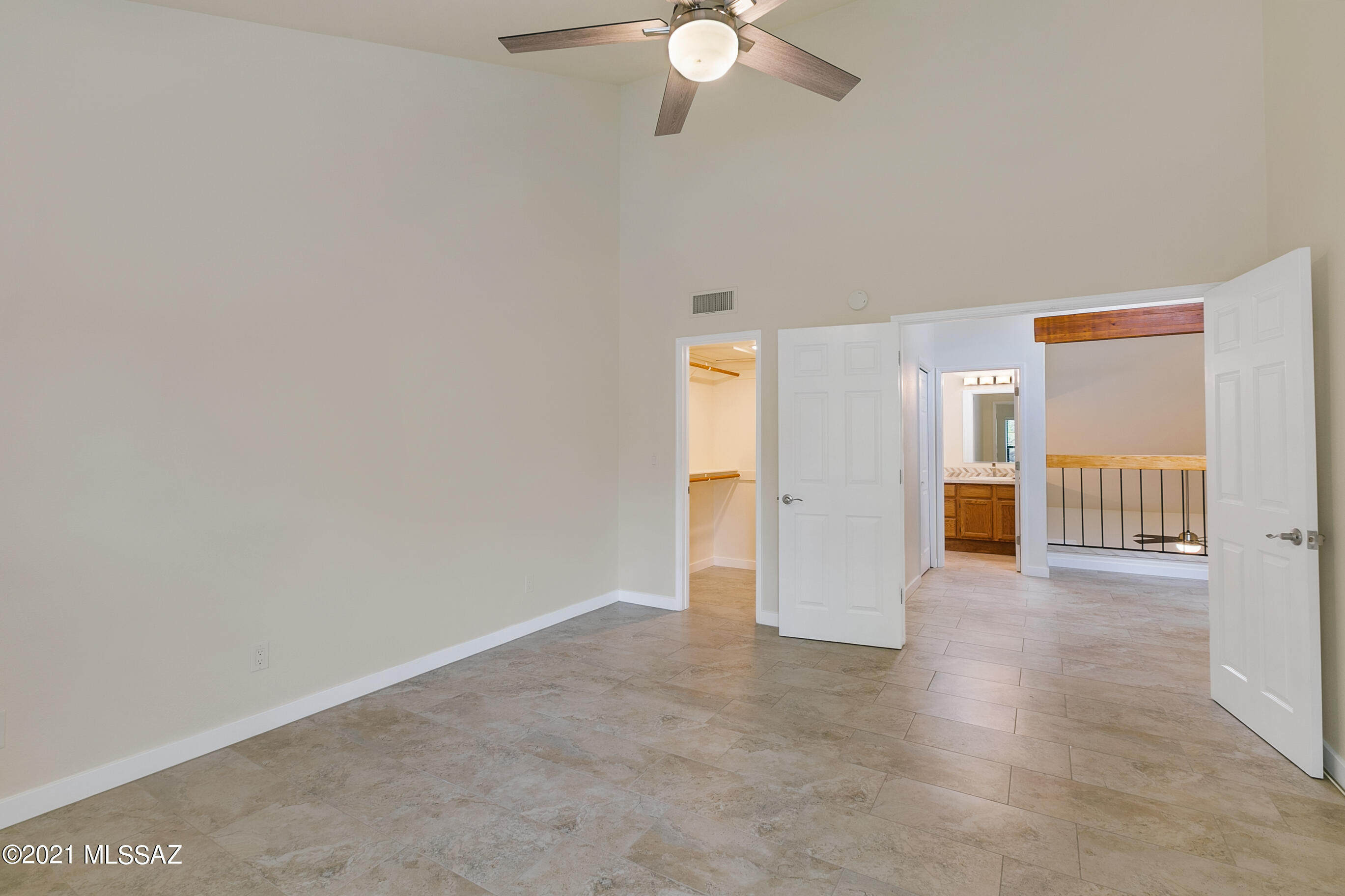 7774 E Via Ventana Norte