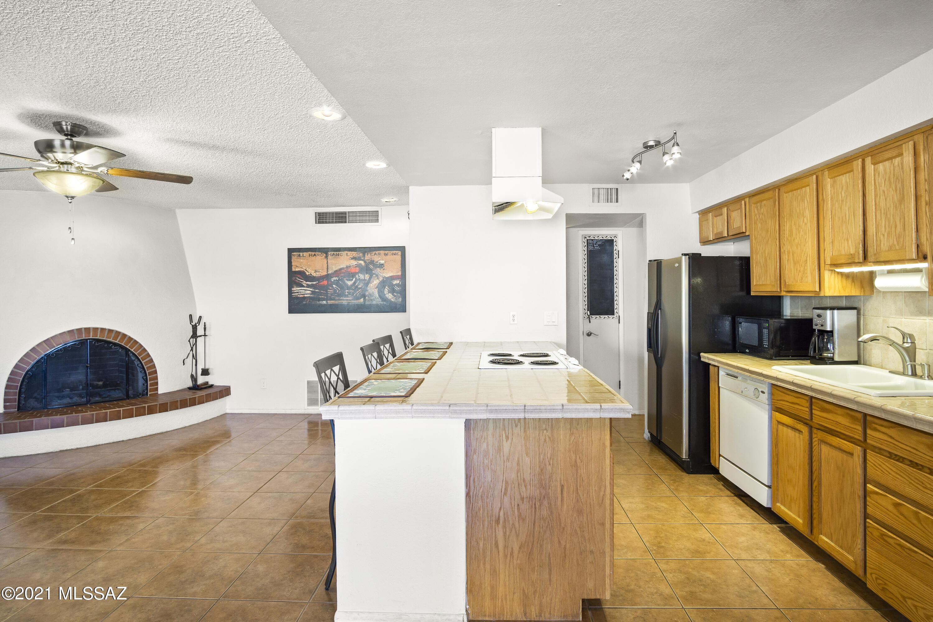 3684 W Briargate Drive