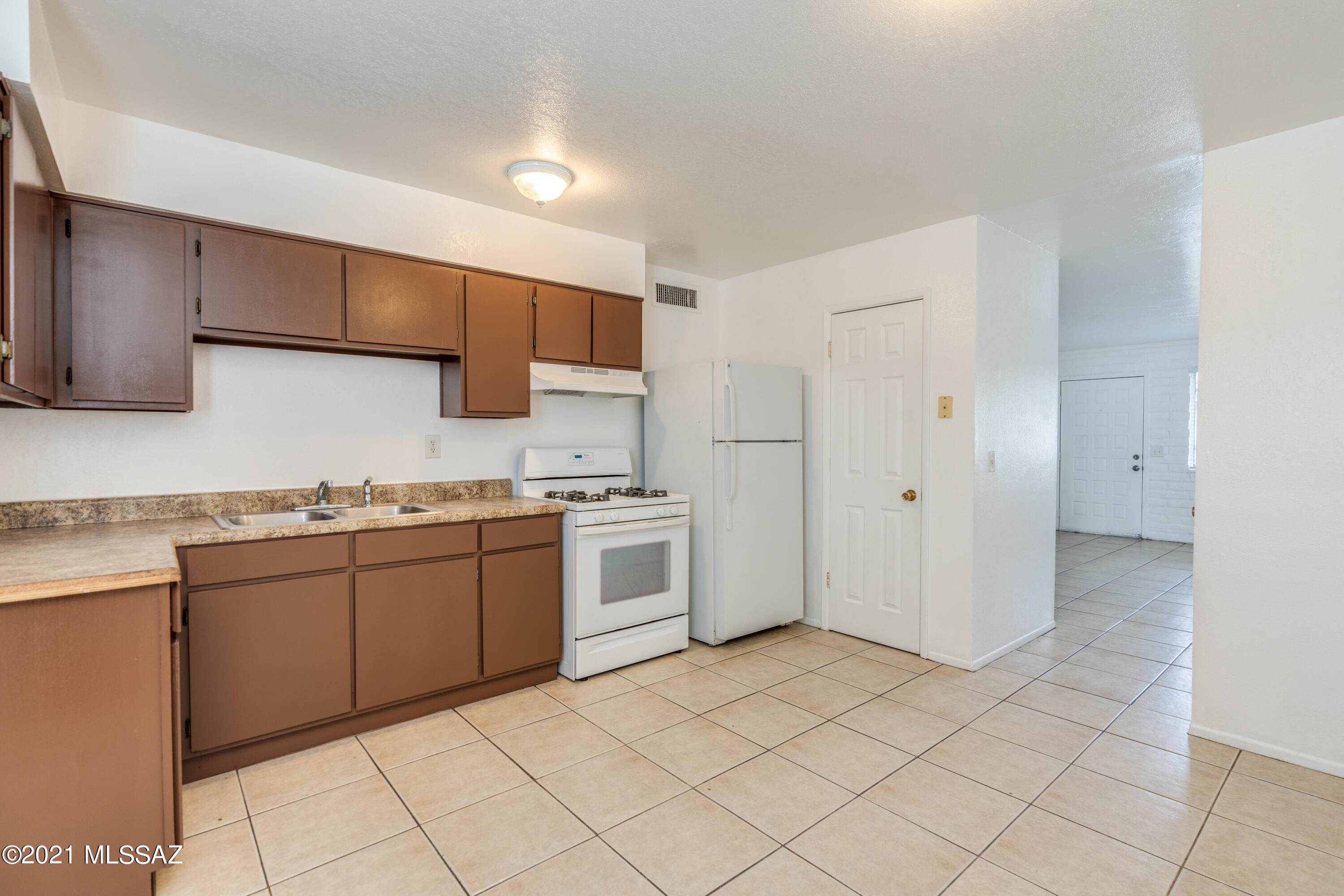 217 W Rillito Street