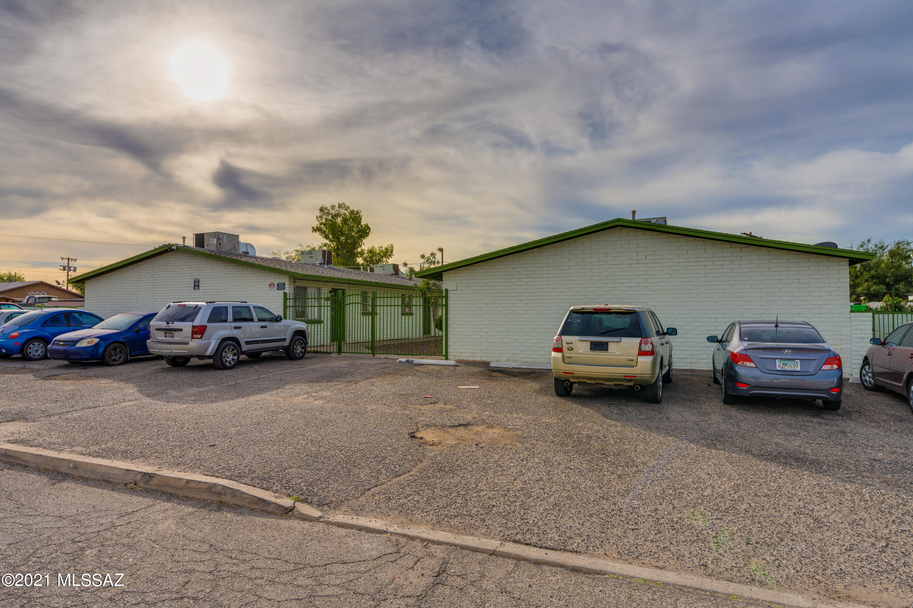 217 W Rillito Street