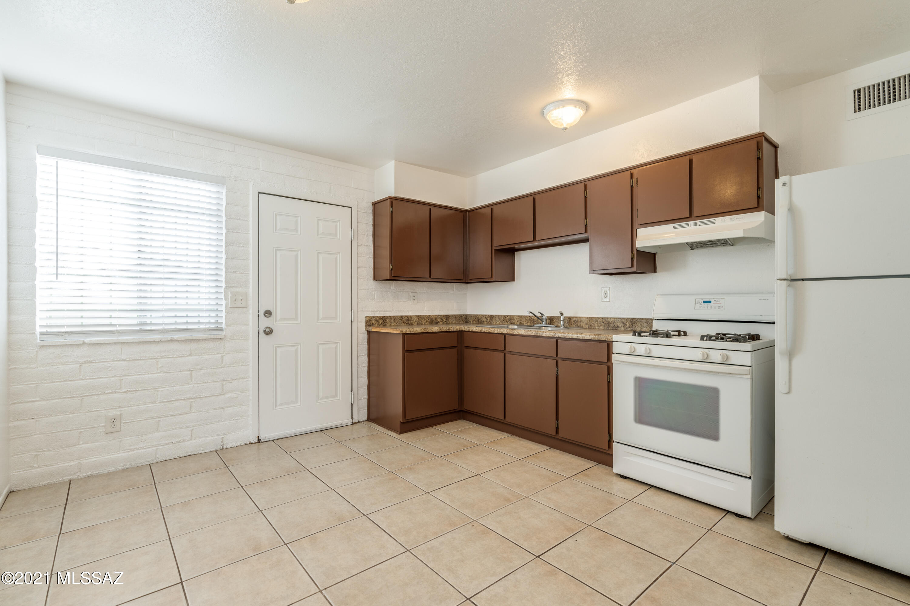 217 W Rillito Street