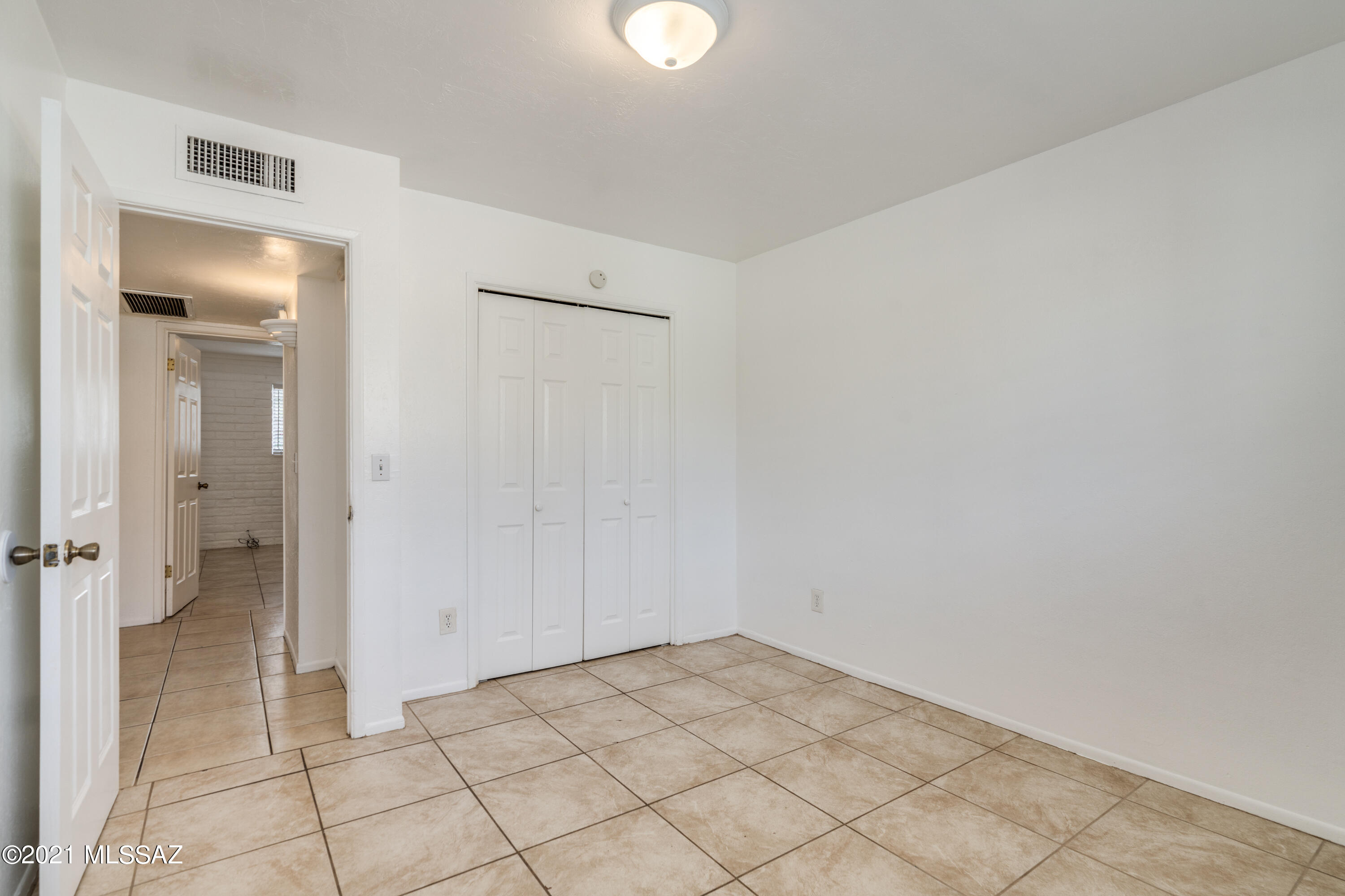 217 W Rillito Street