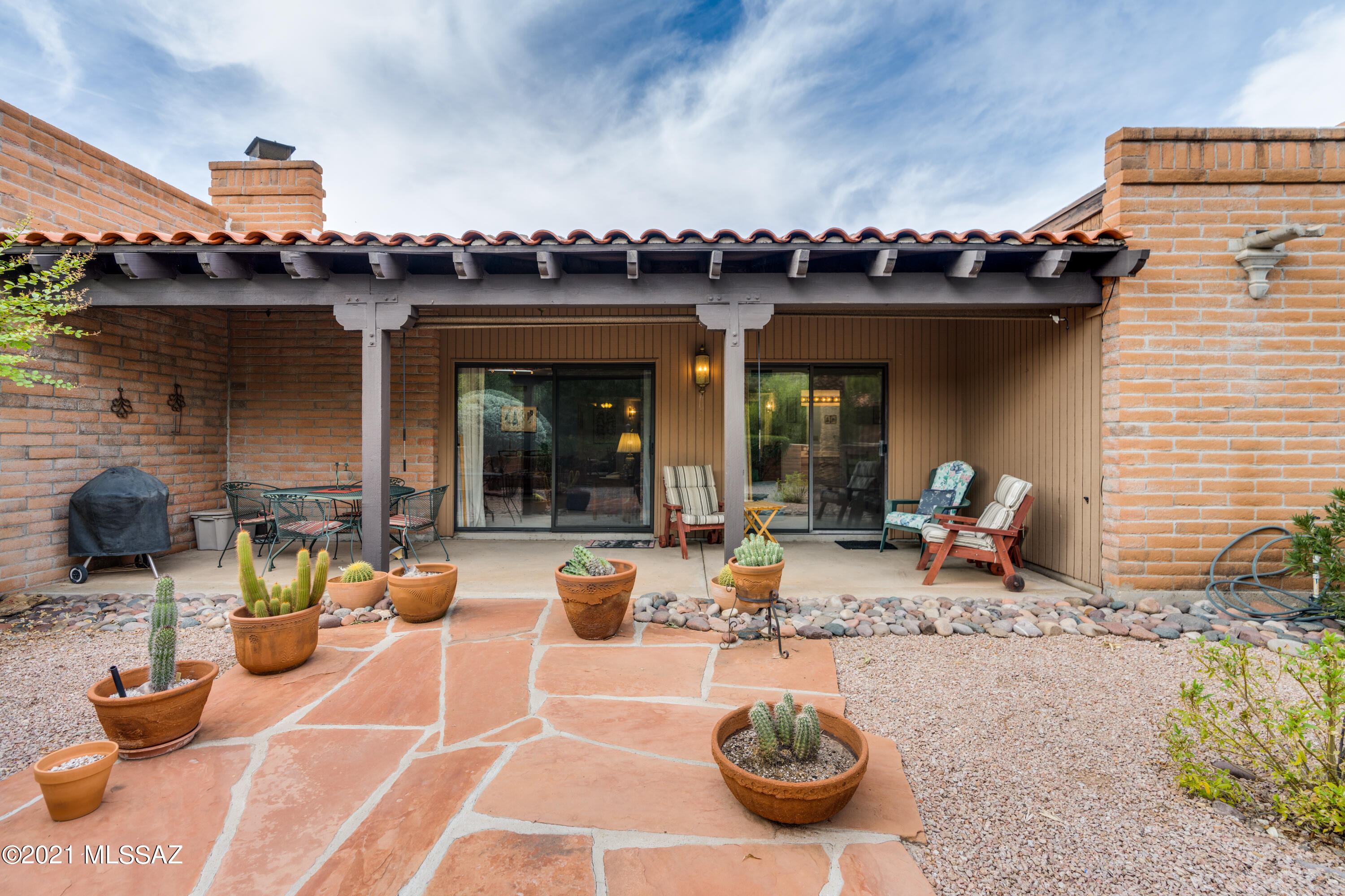 4650 N Avenida Ronca