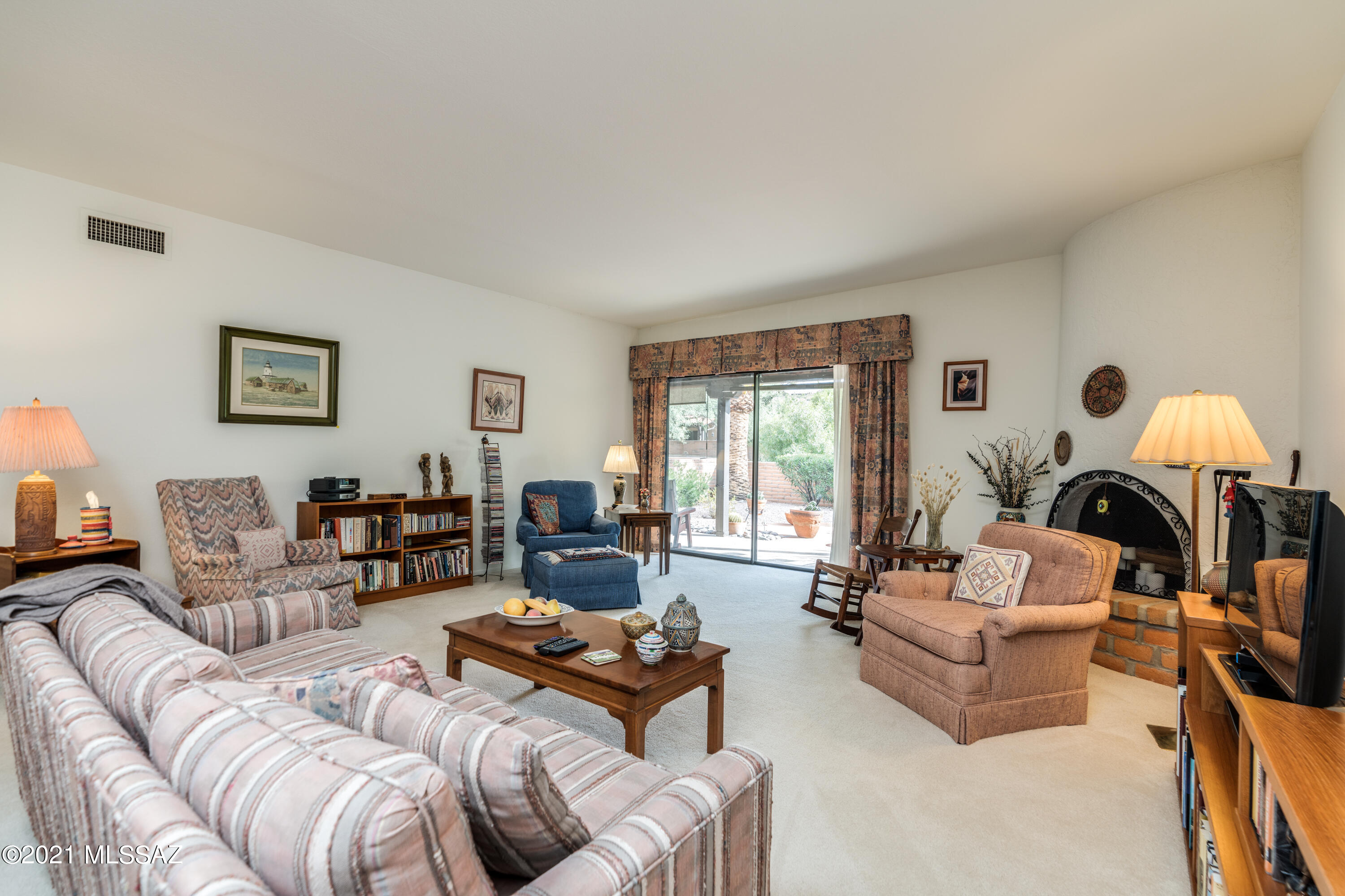 4650 N Avenida Ronca