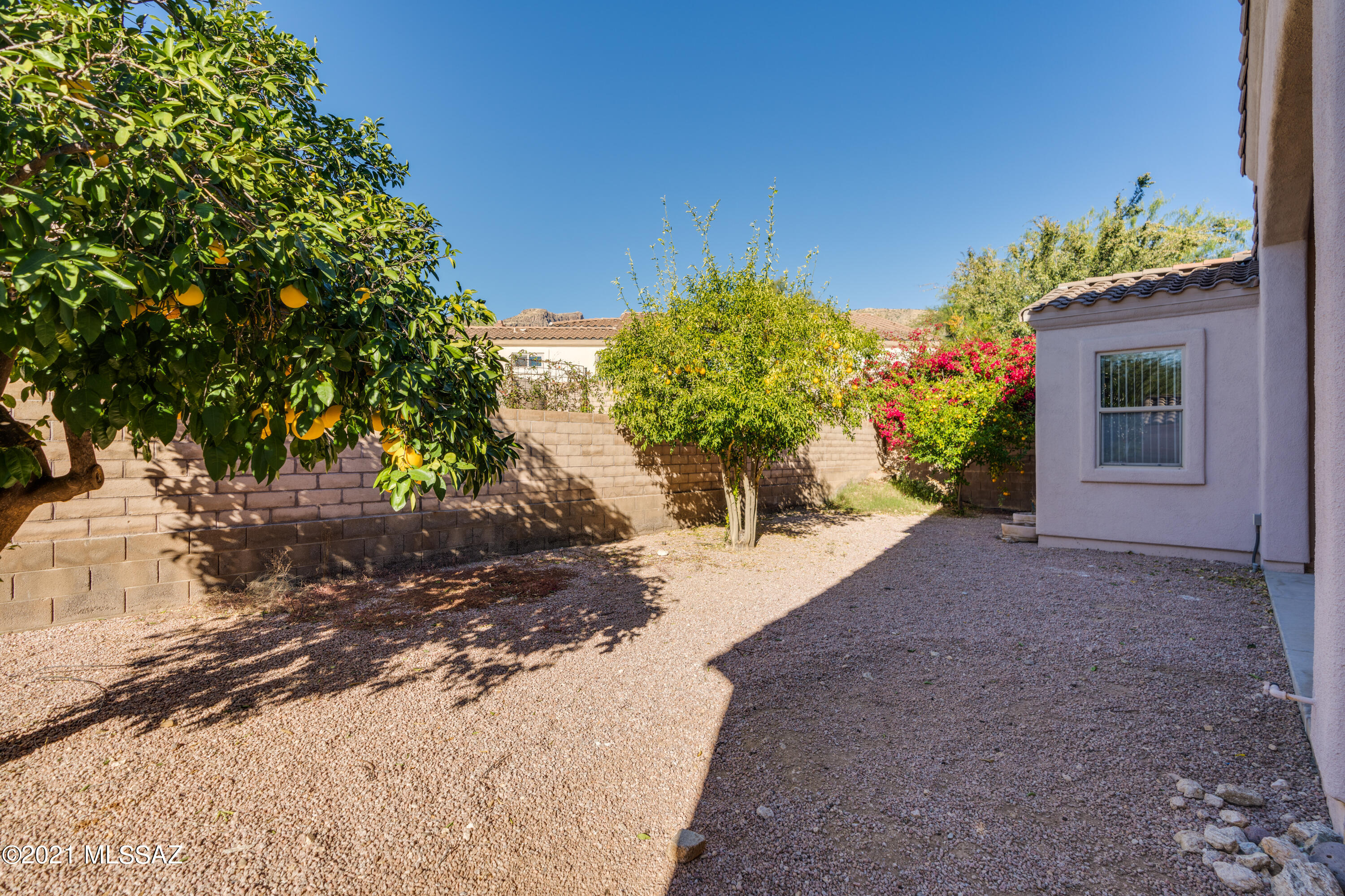 5285 N Spring View Drive
