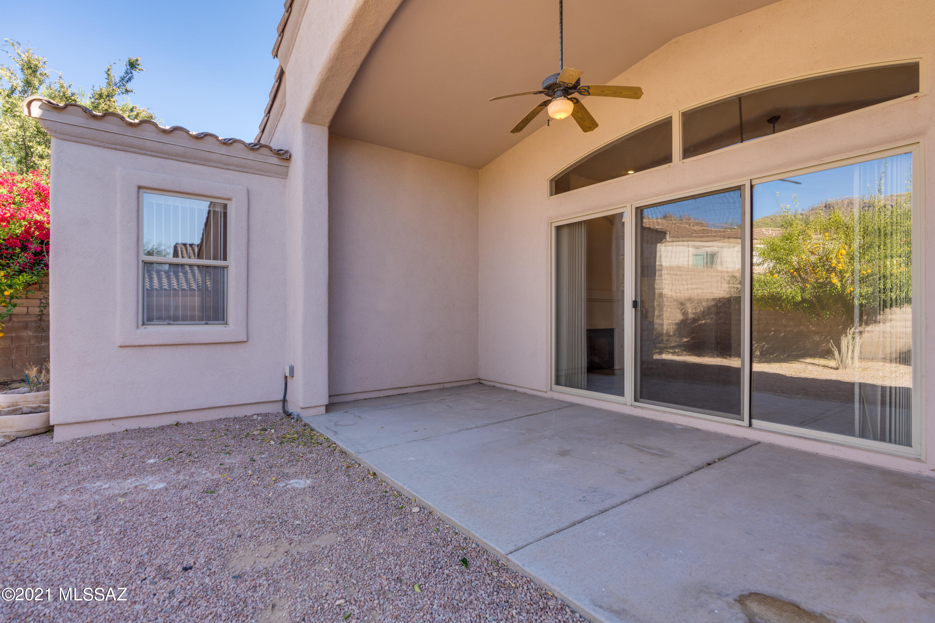 5285 N Spring View Drive