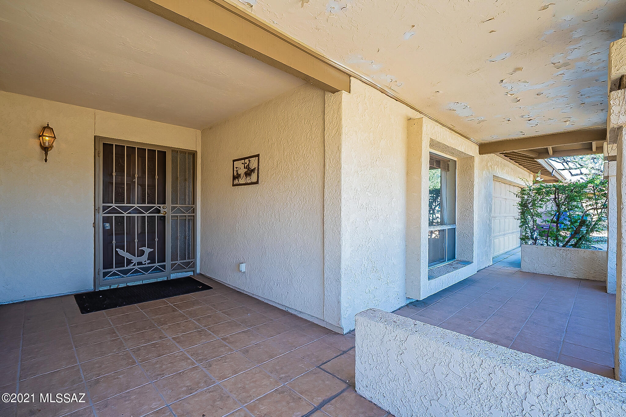 2709 N Essel Drive