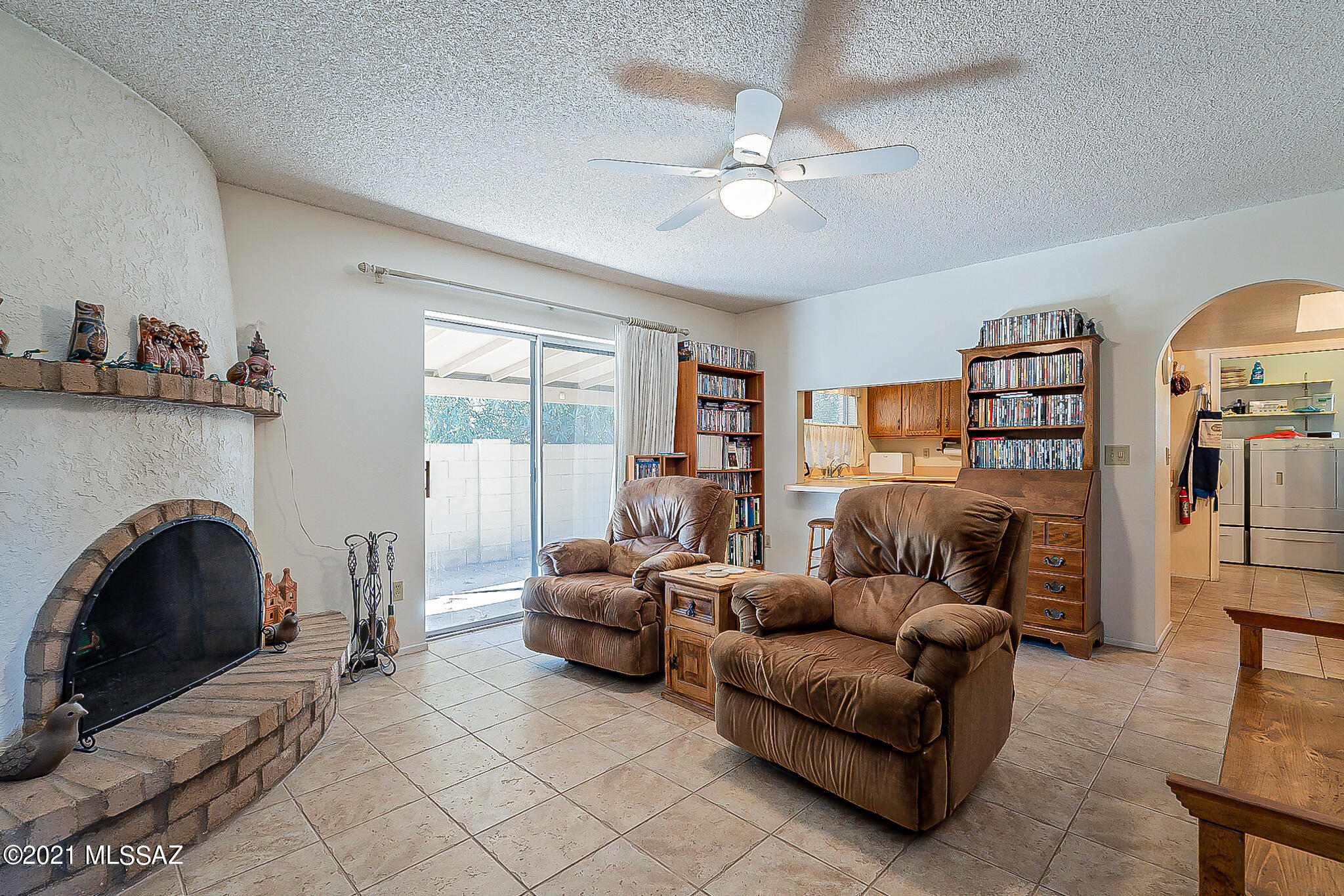 2709 N Essel Drive