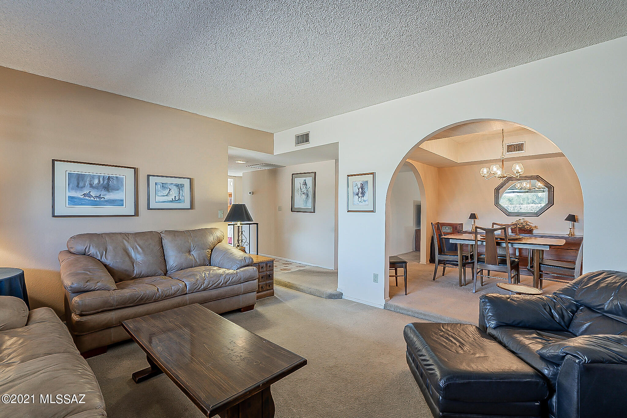 2709 N Essel Drive
