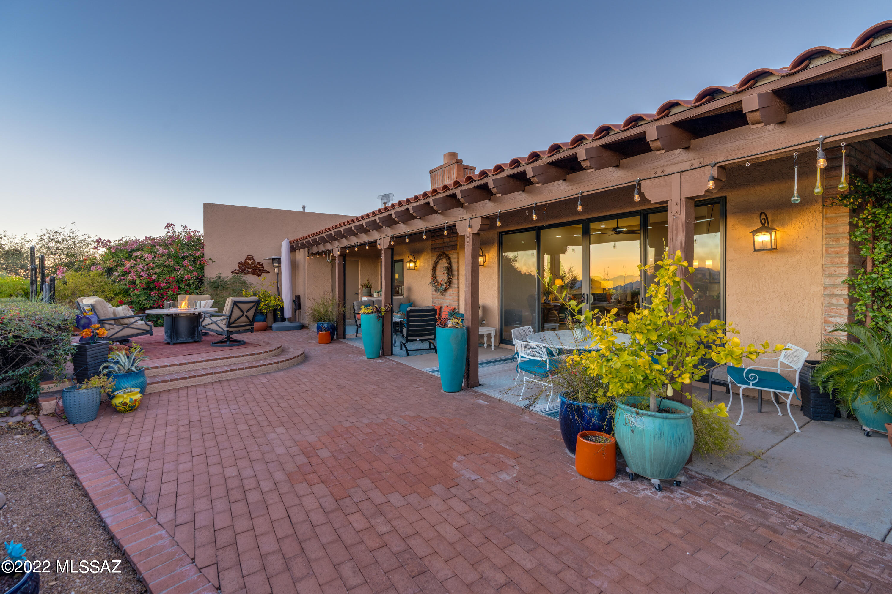 6800 E Pico Del Monte