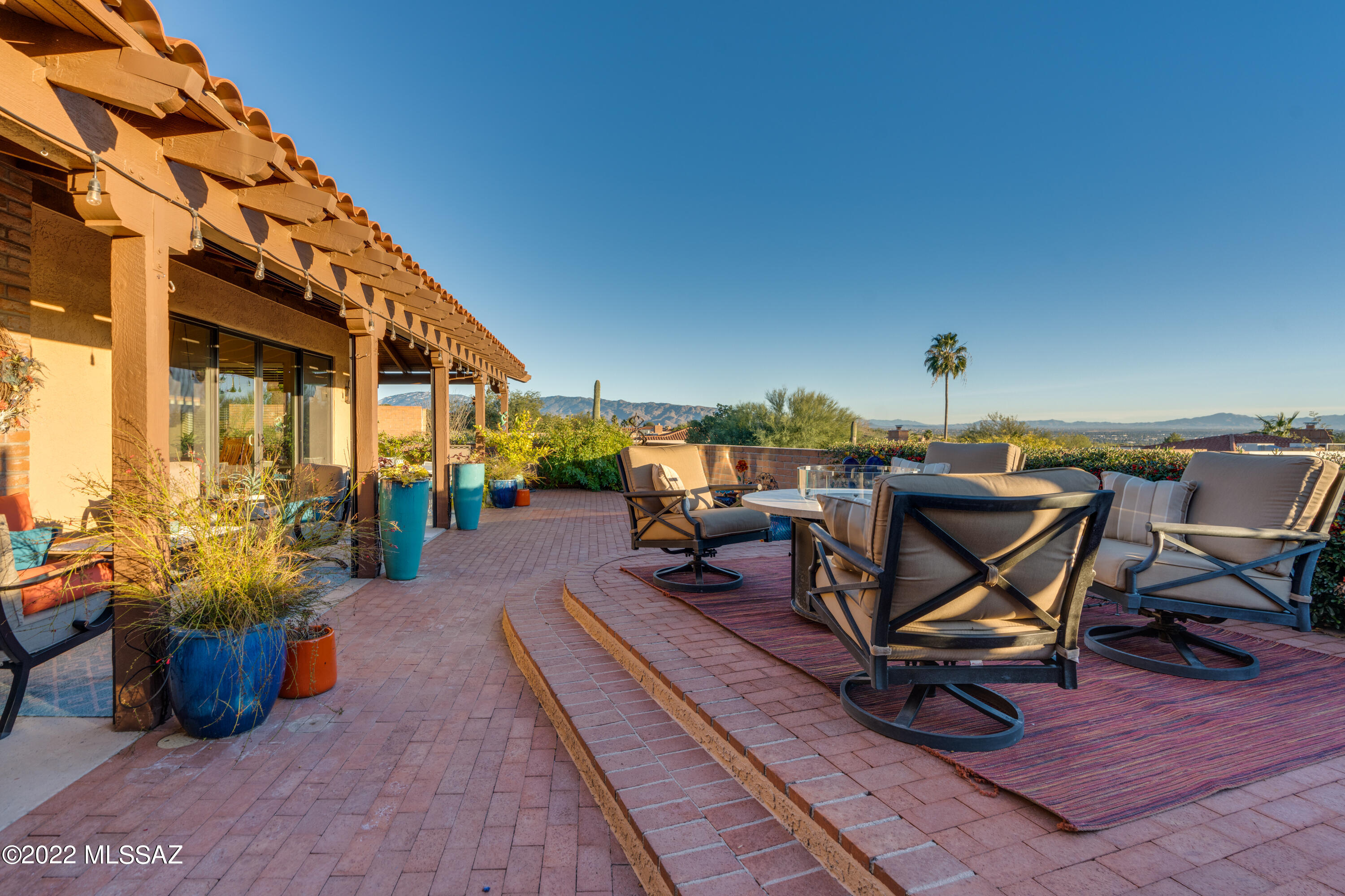 6800 E Pico Del Monte