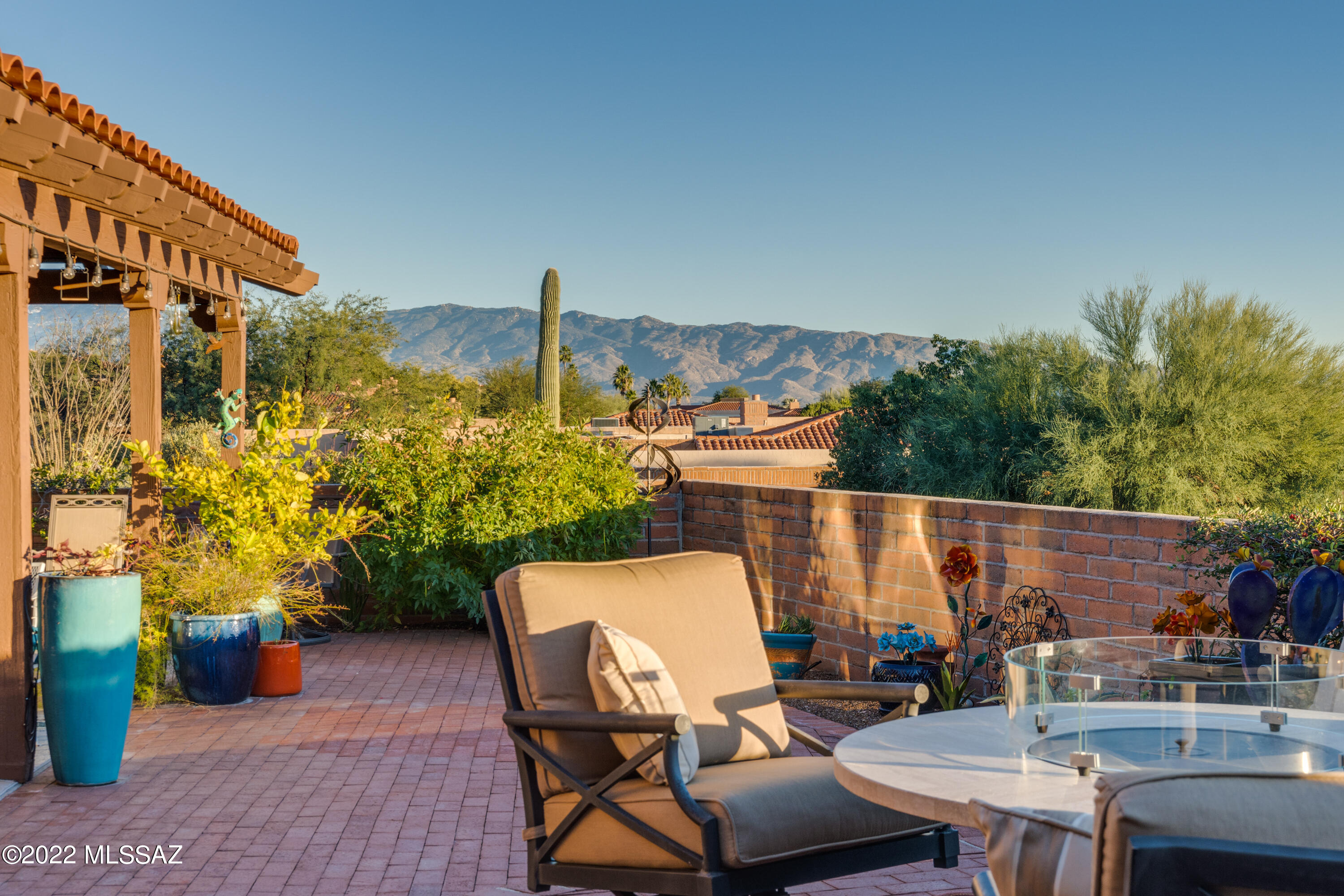 6800 E Pico Del Monte