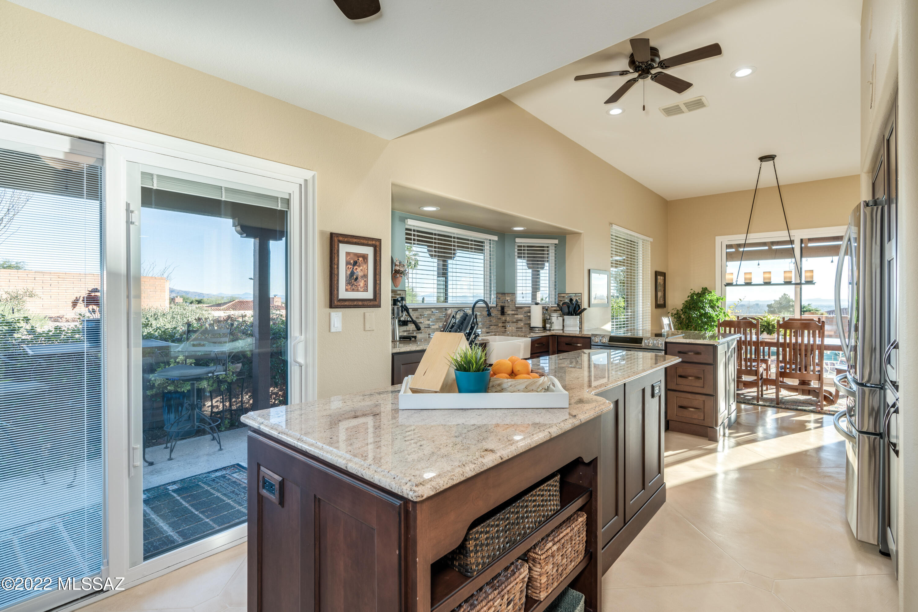 6800 E Pico Del Monte