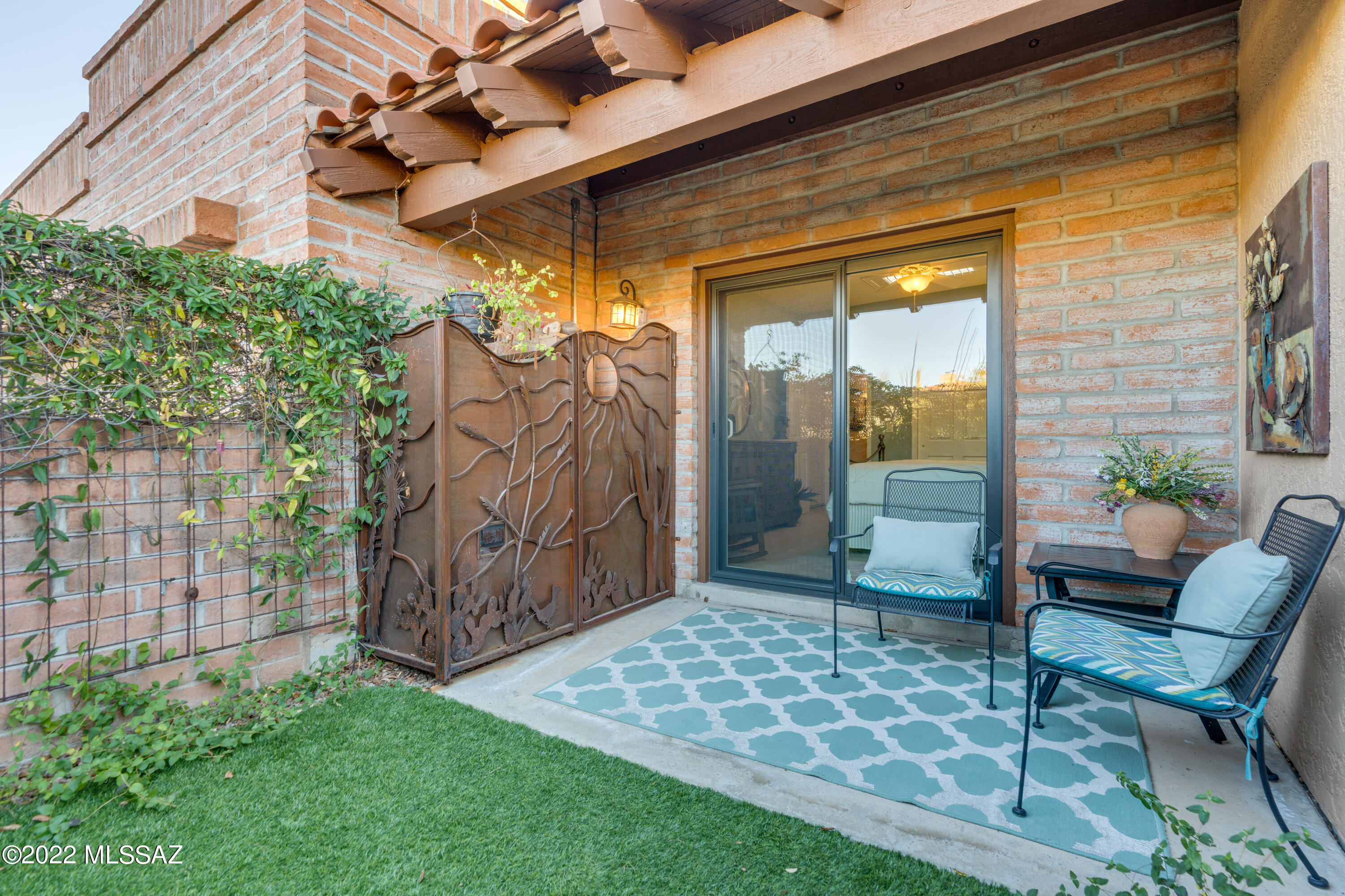 6800 E Pico Del Monte