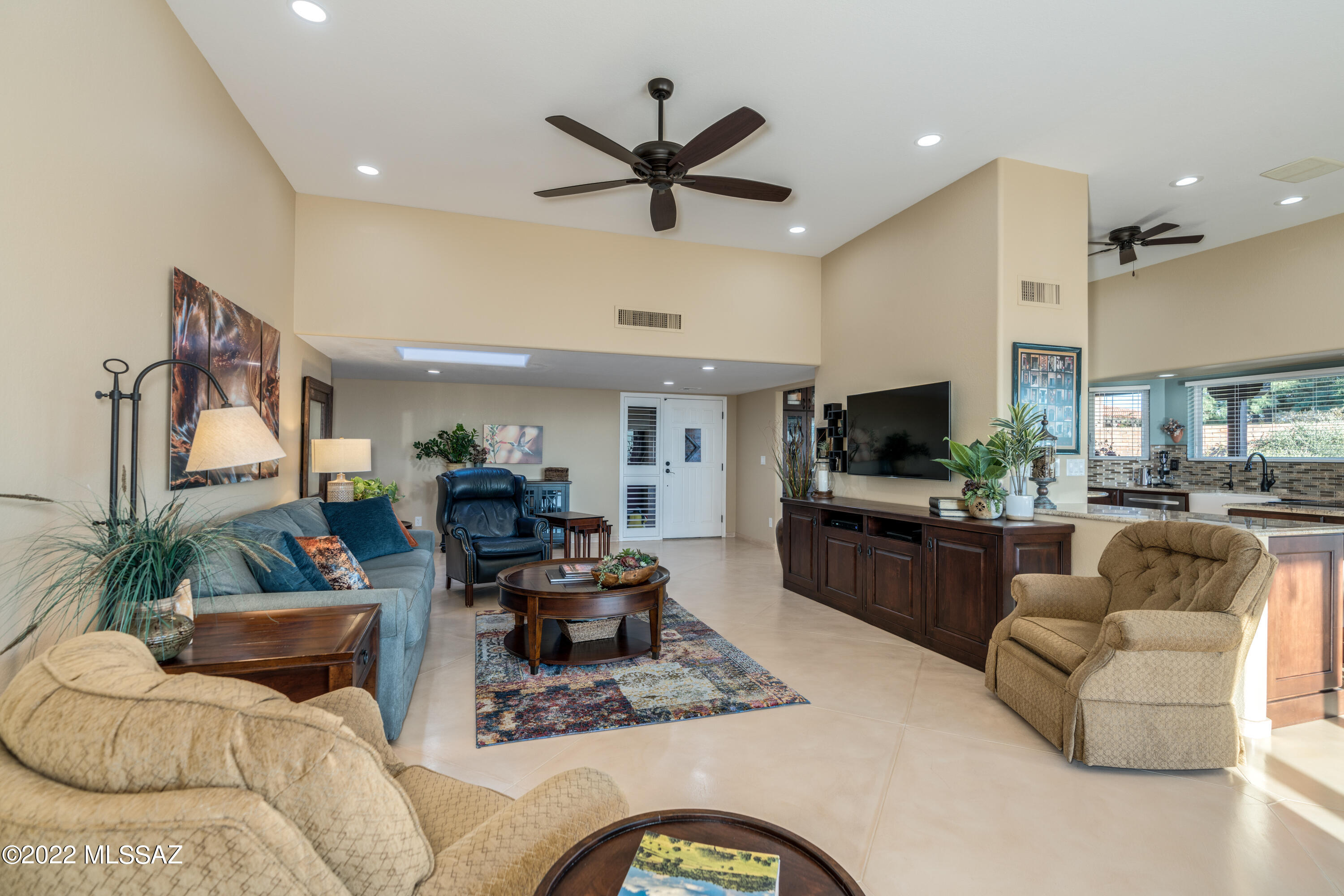 6800 E Pico Del Monte