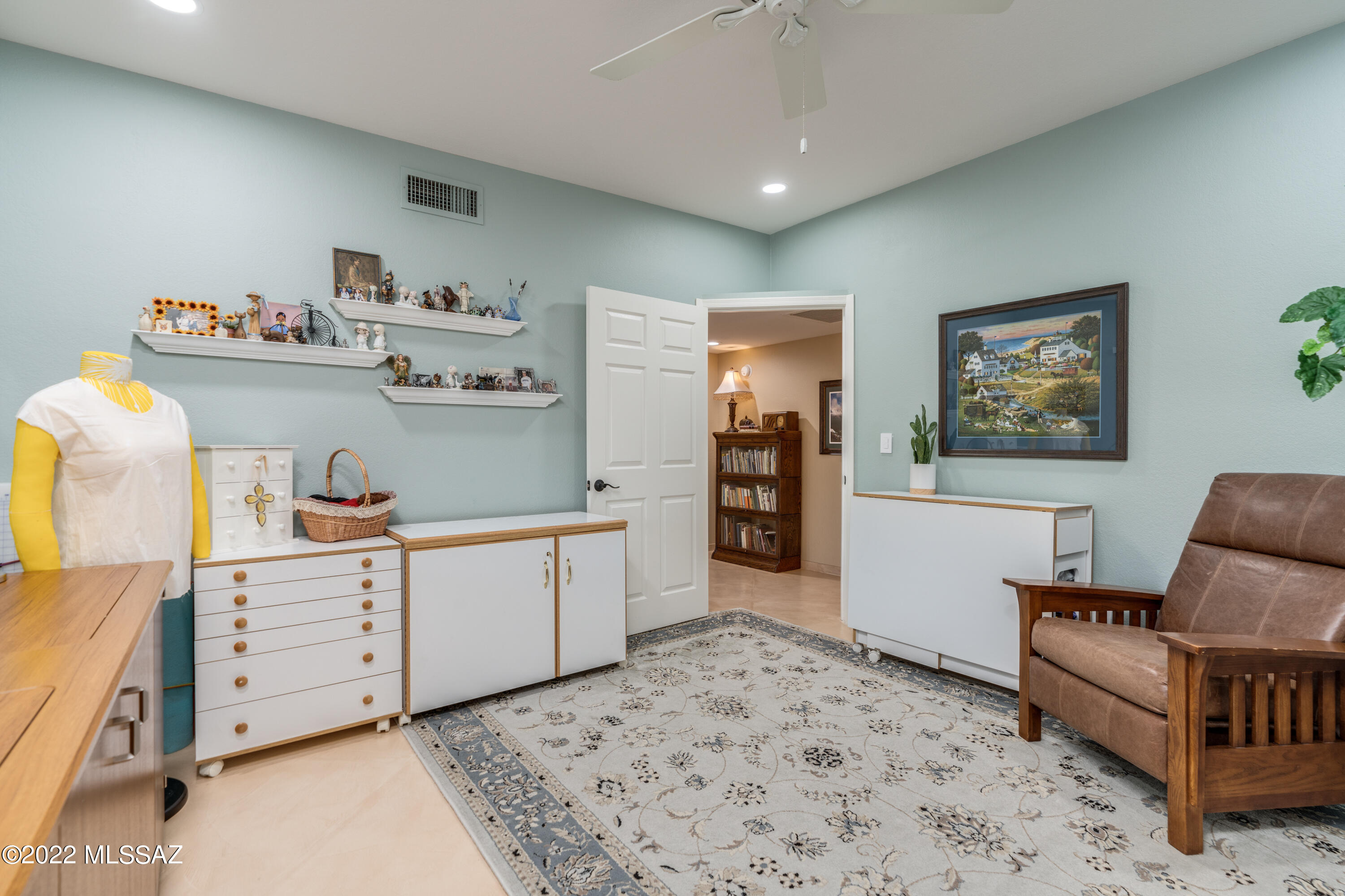 6800 E Pico Del Monte