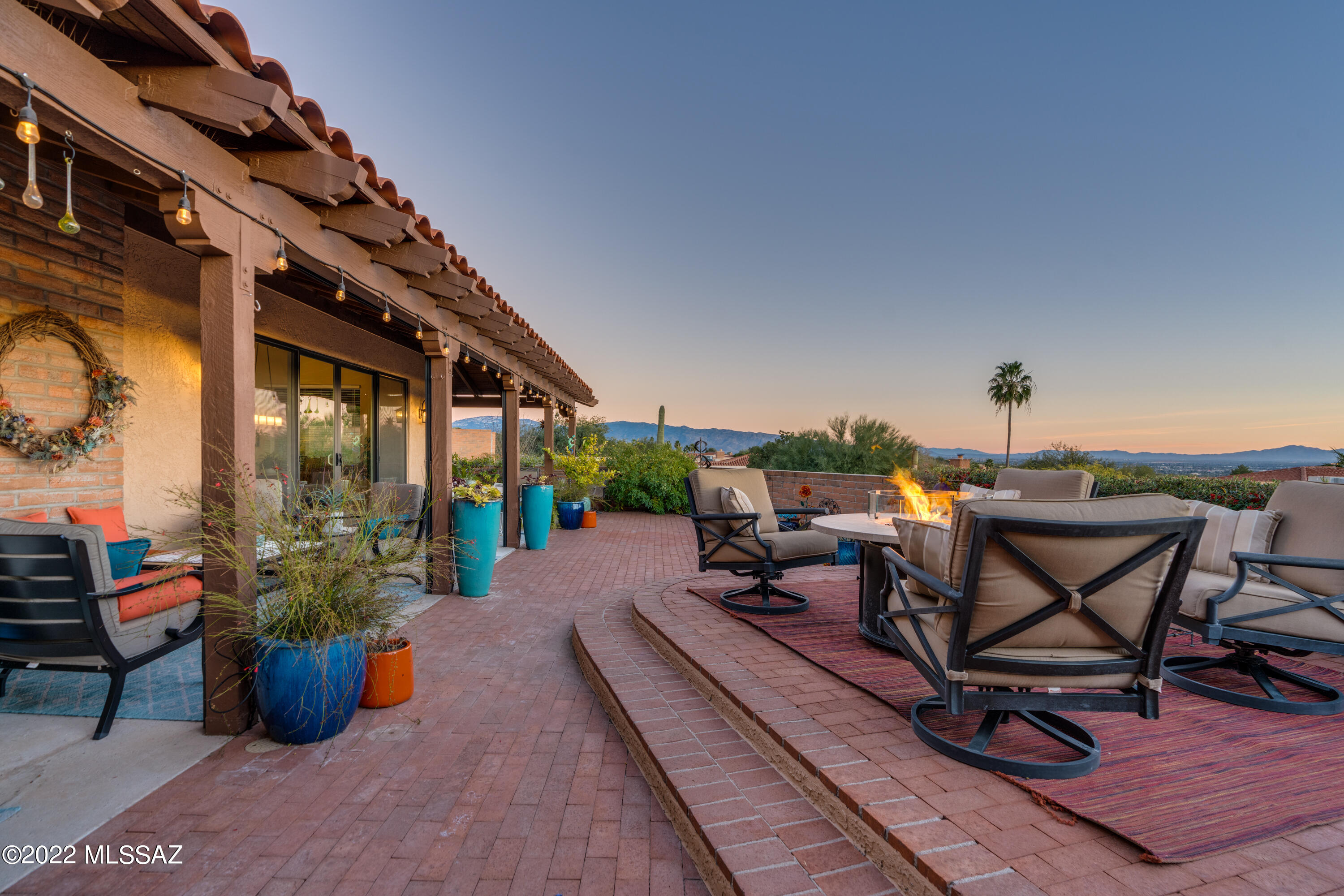 6800 E Pico Del Monte