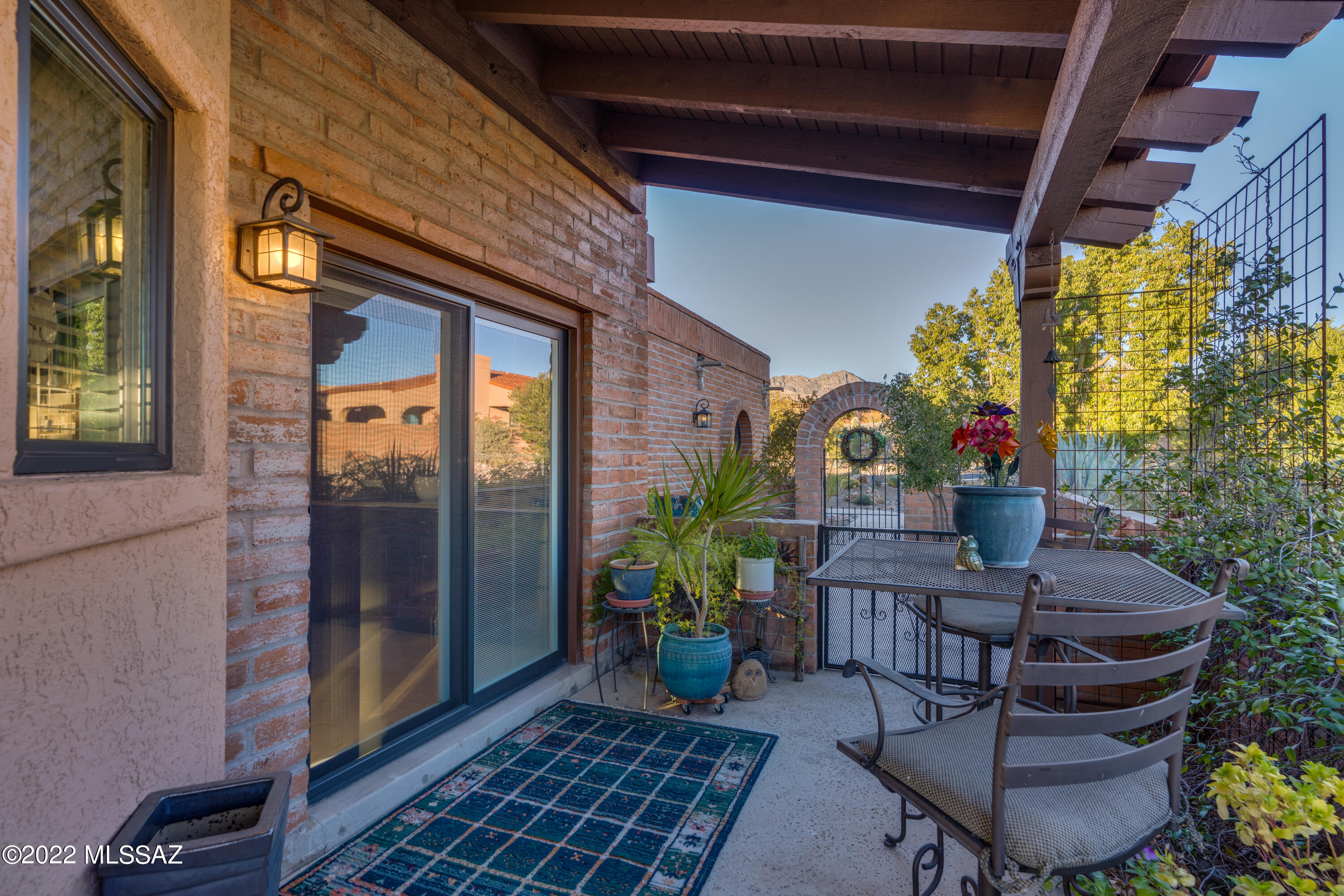 6800 E Pico Del Monte