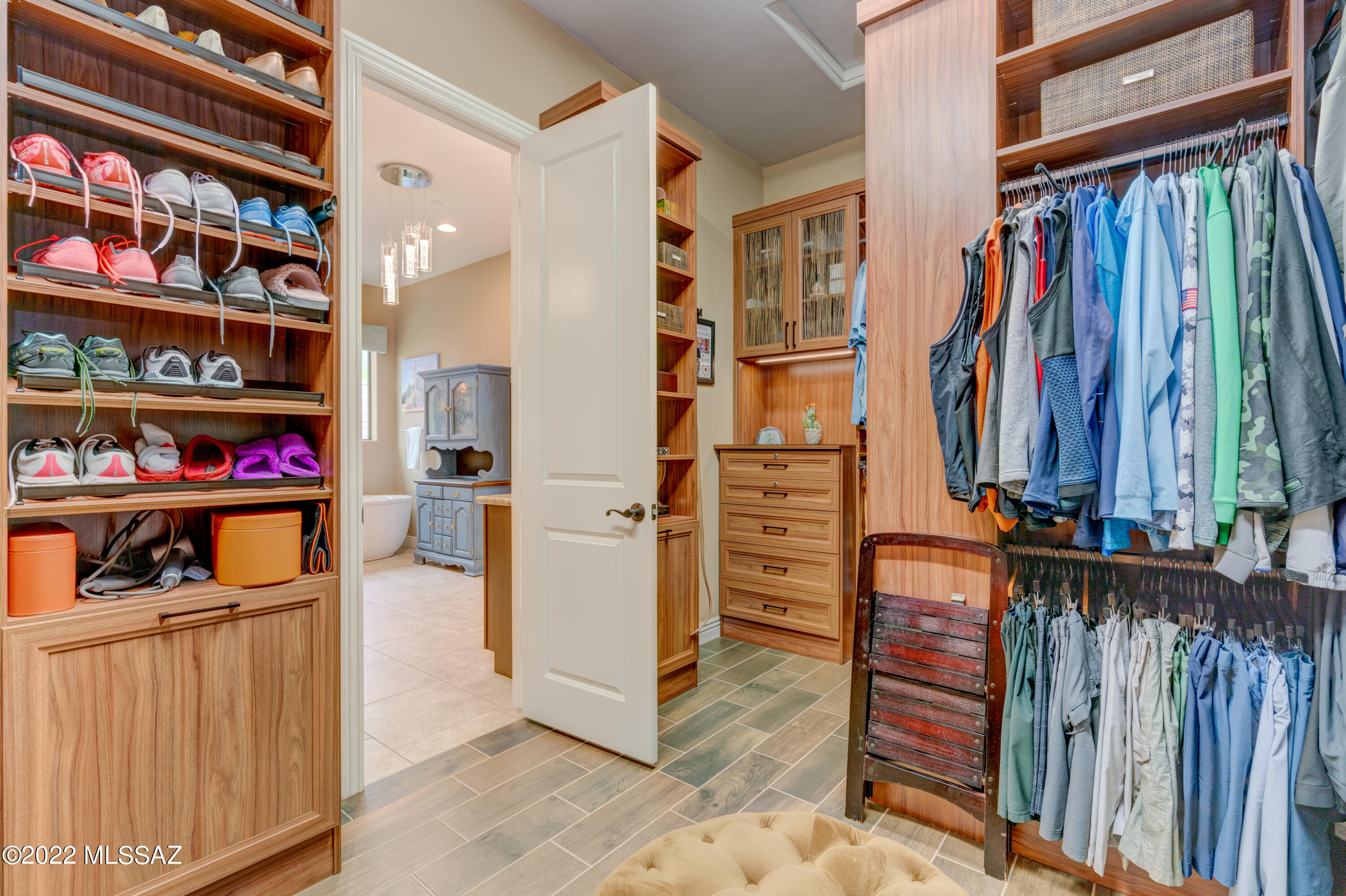 14110 N Crooked Creek Drive