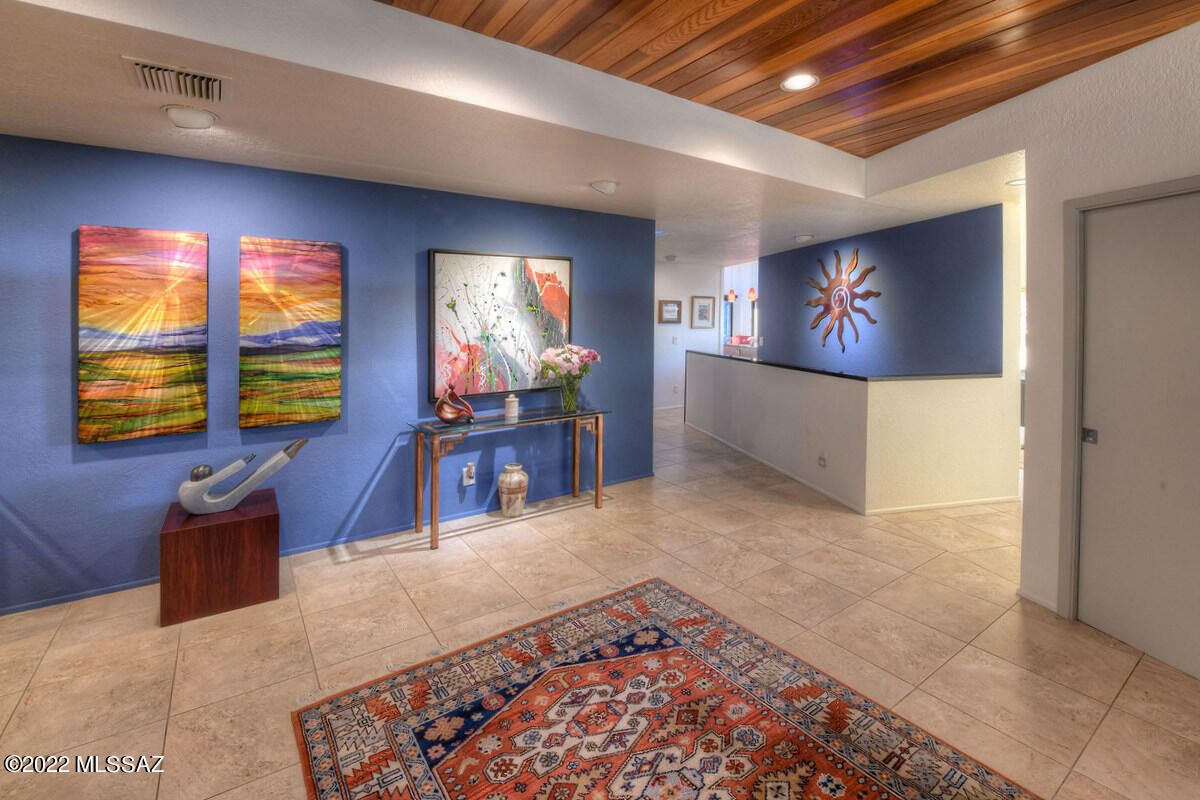 4825 E Placita Tres Vidas