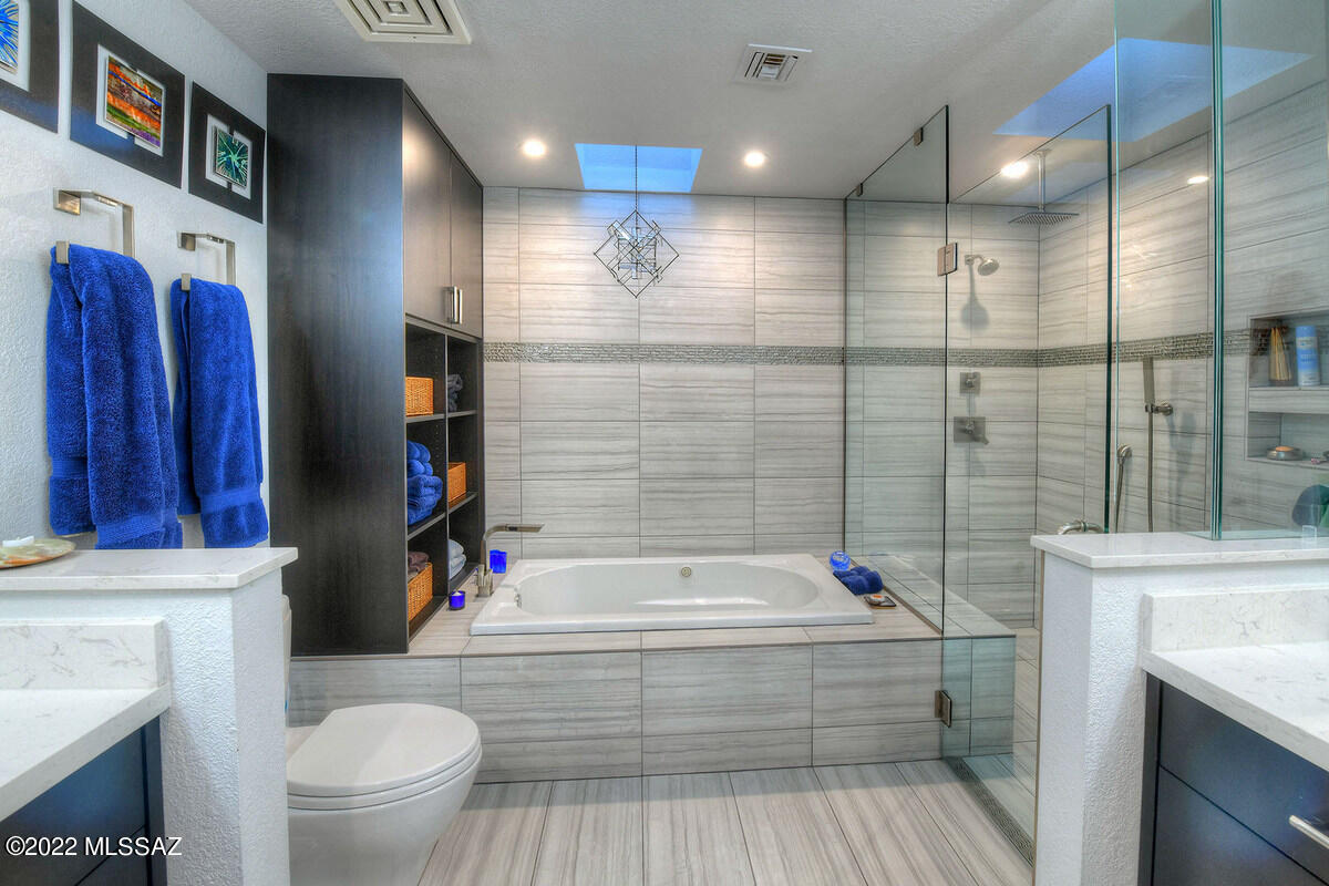 4825 E Placita Tres Vidas