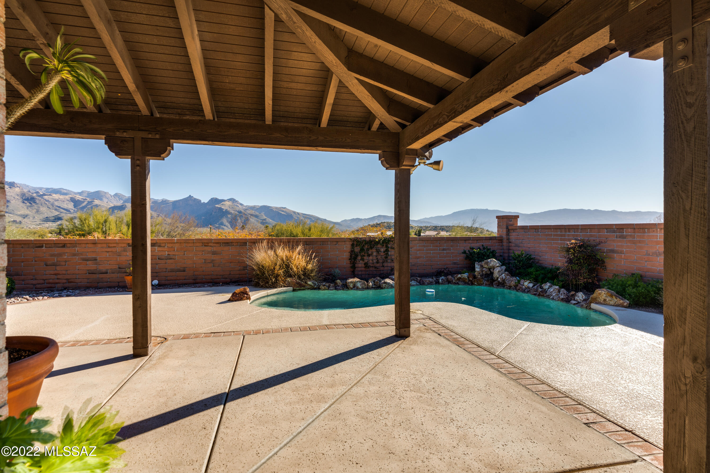 5460 N Via Velazquez