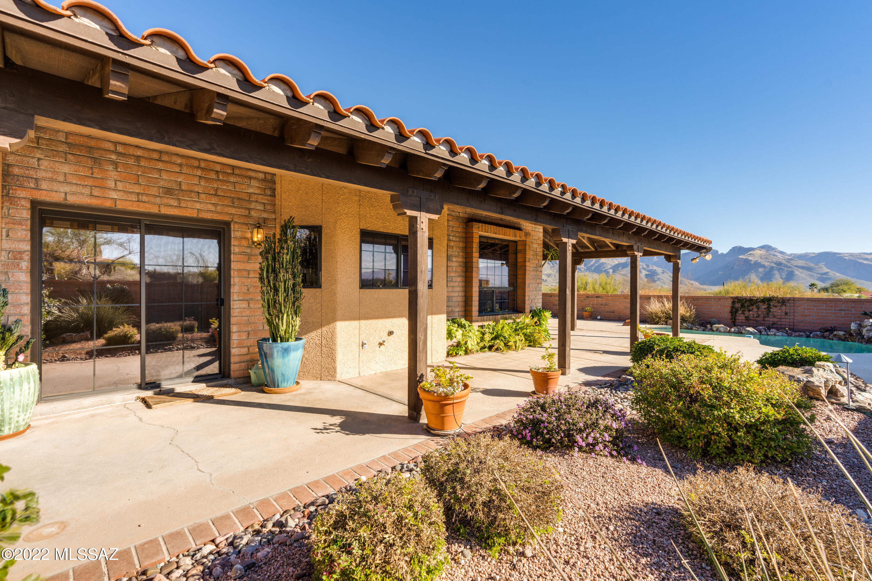 5460 N Via Velazquez