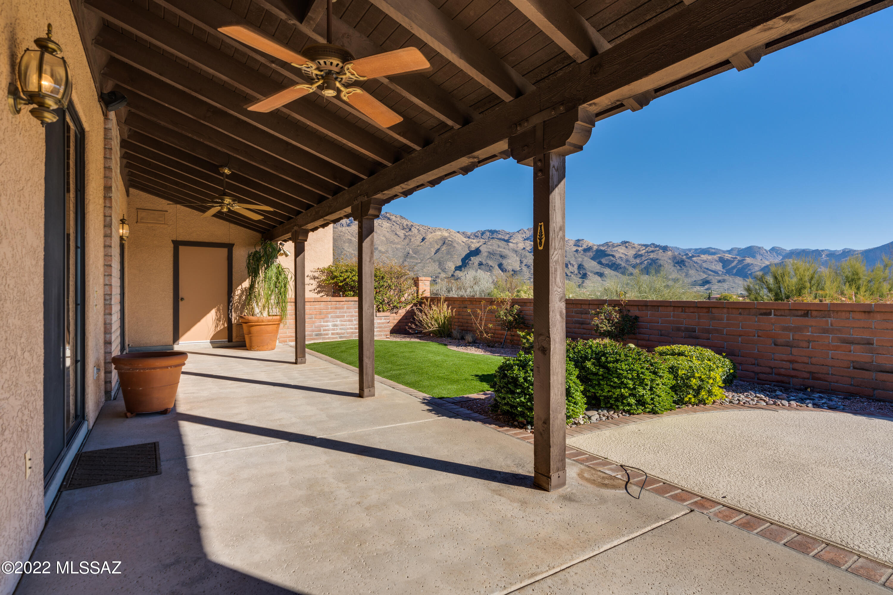 5460 N Via Velazquez