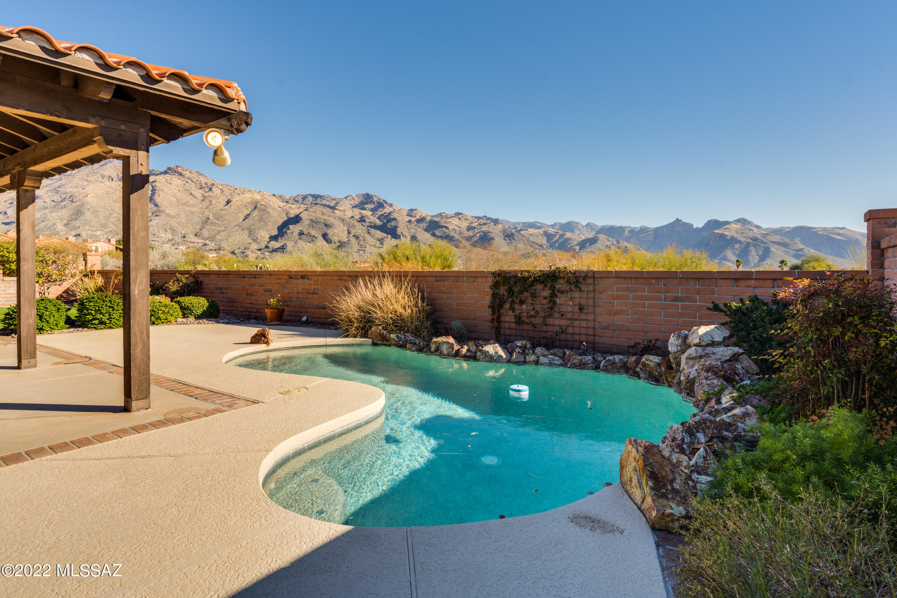 5460 N Via Velazquez