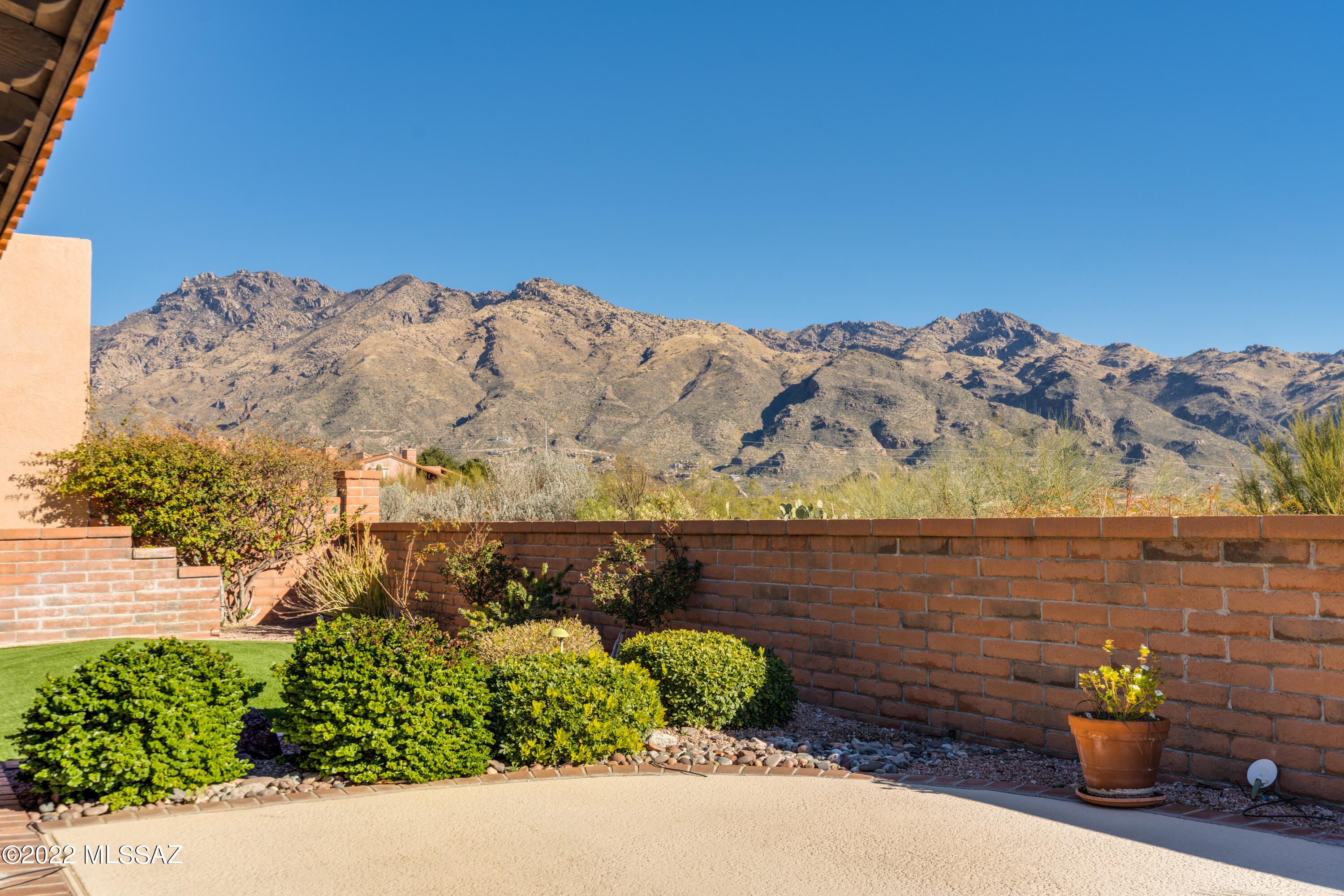 5460 N Via Velazquez