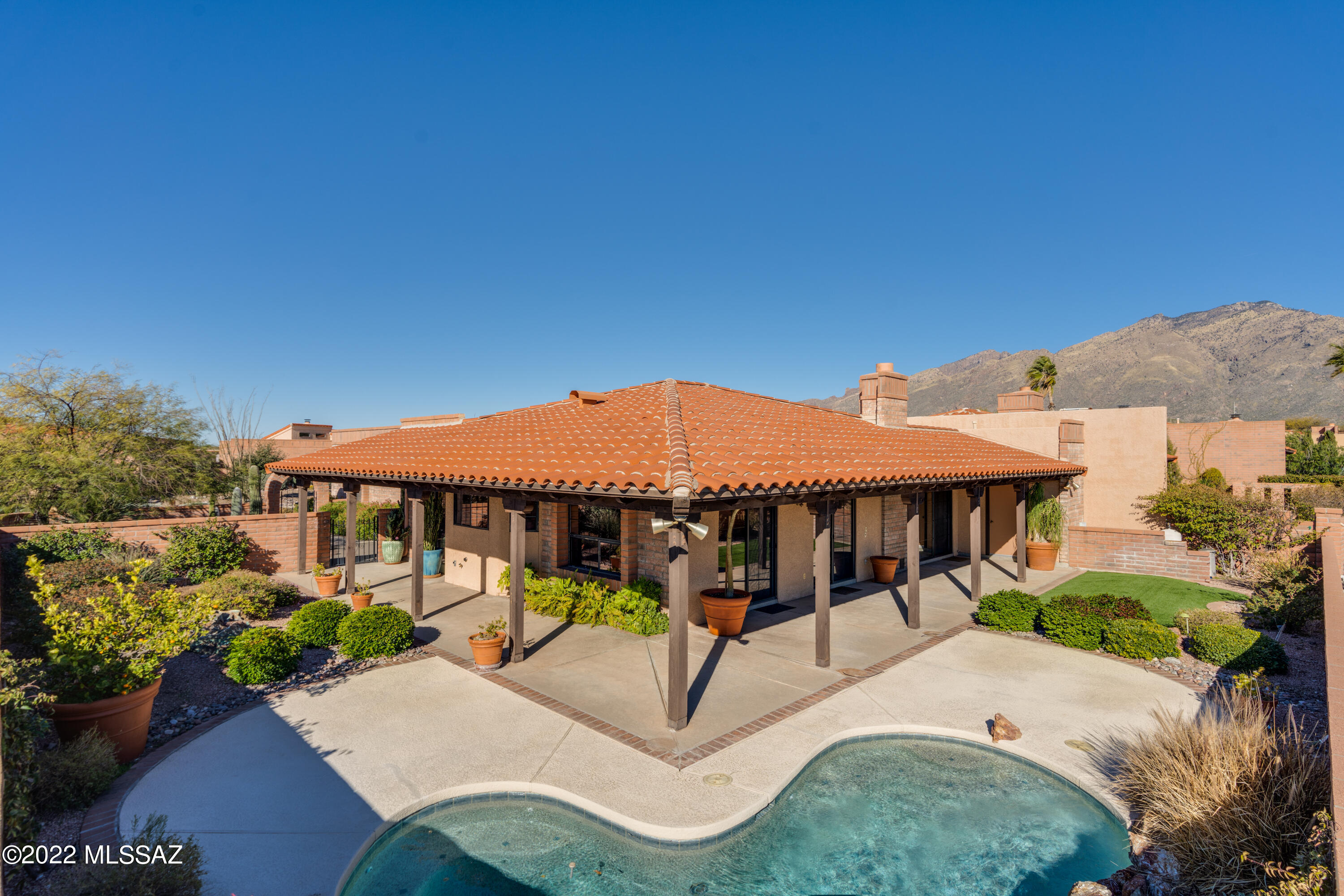 5460 N Via Velazquez