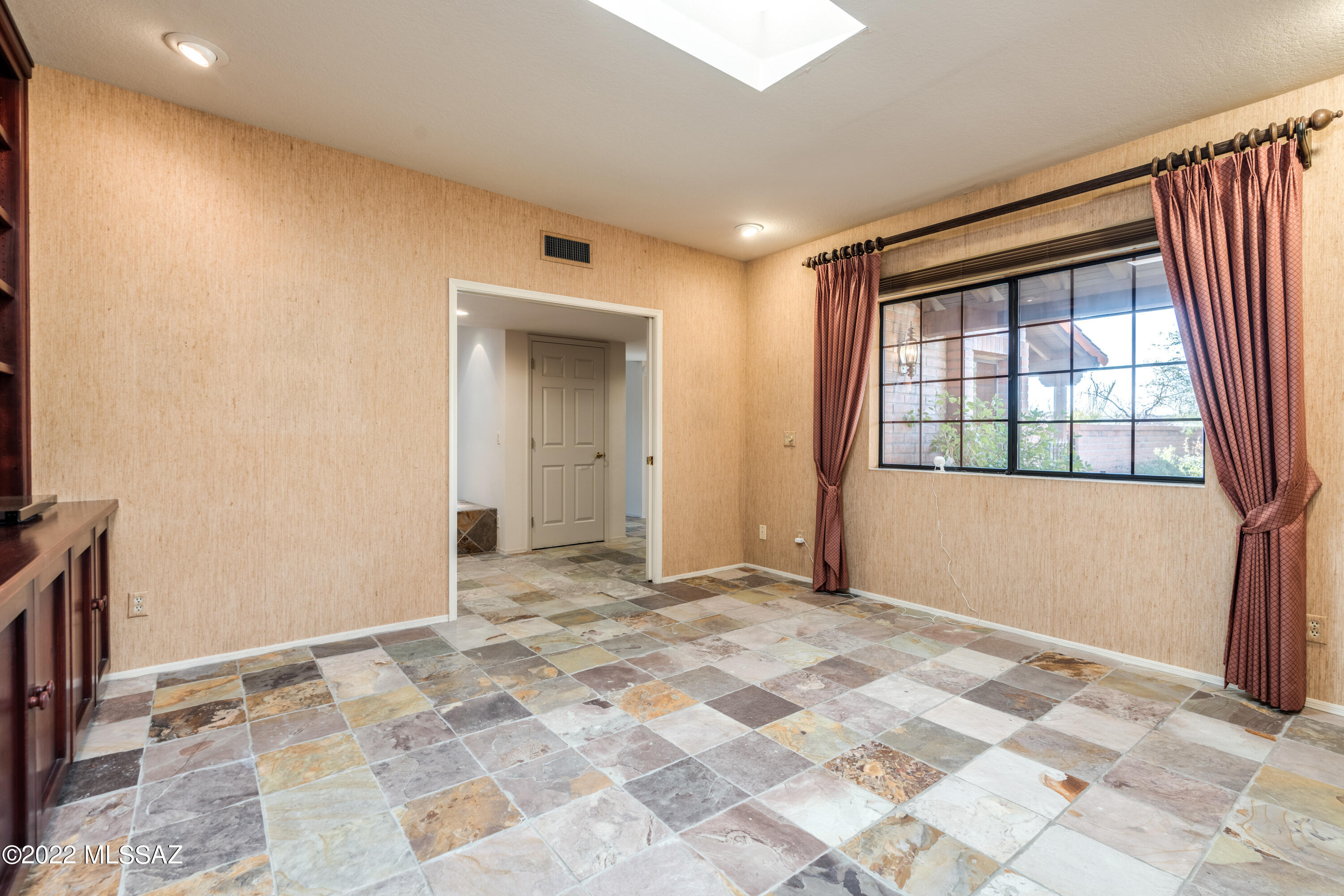 5460 N Via Velazquez