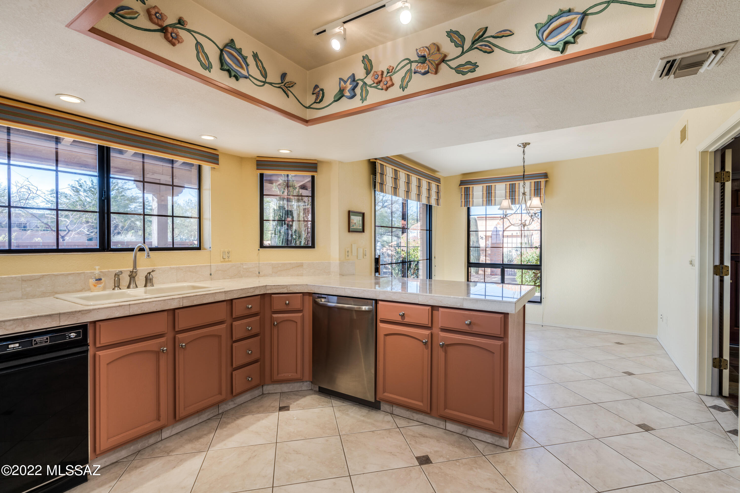 5460 N Via Velazquez