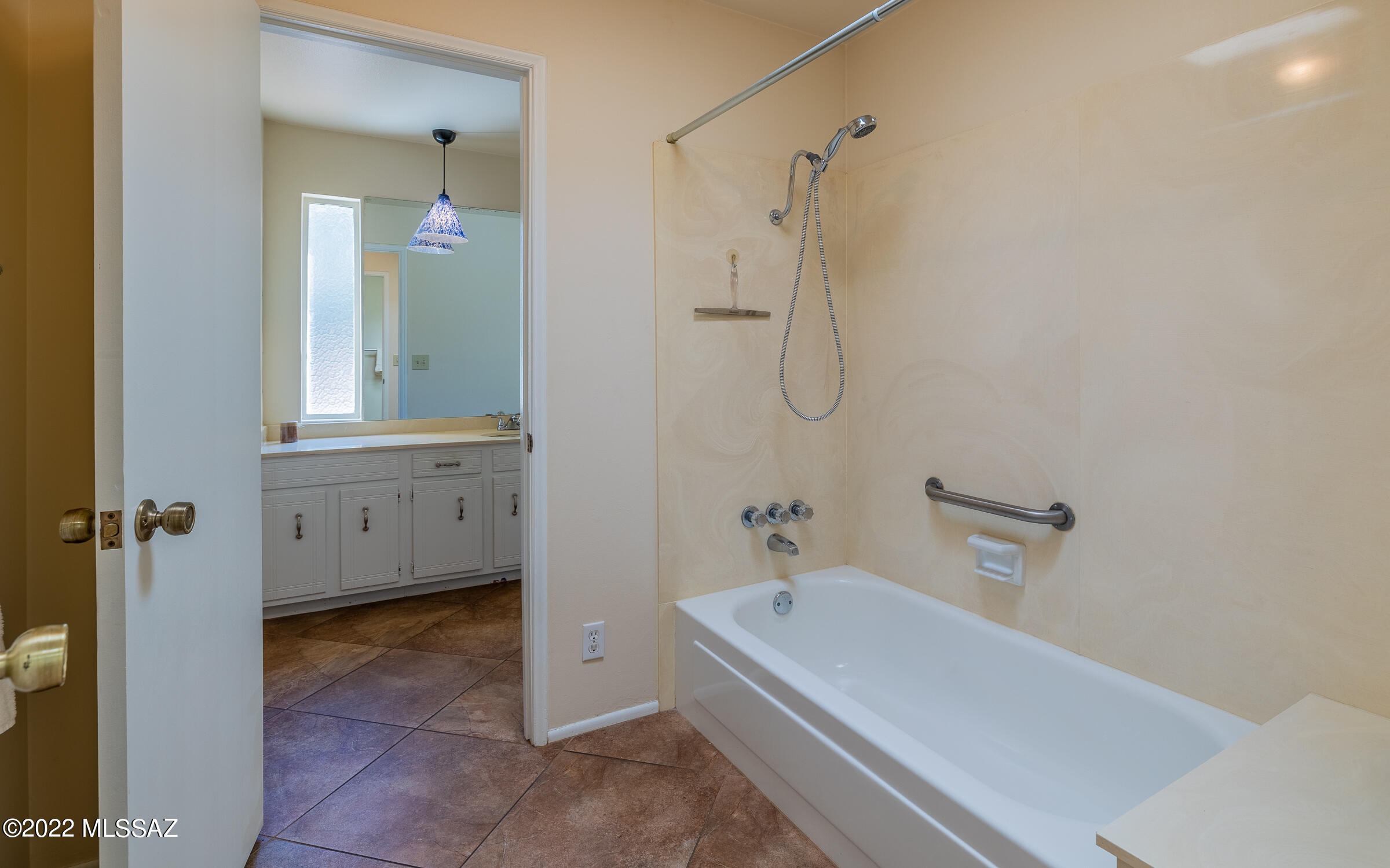 2610 N Camino Valle Verde