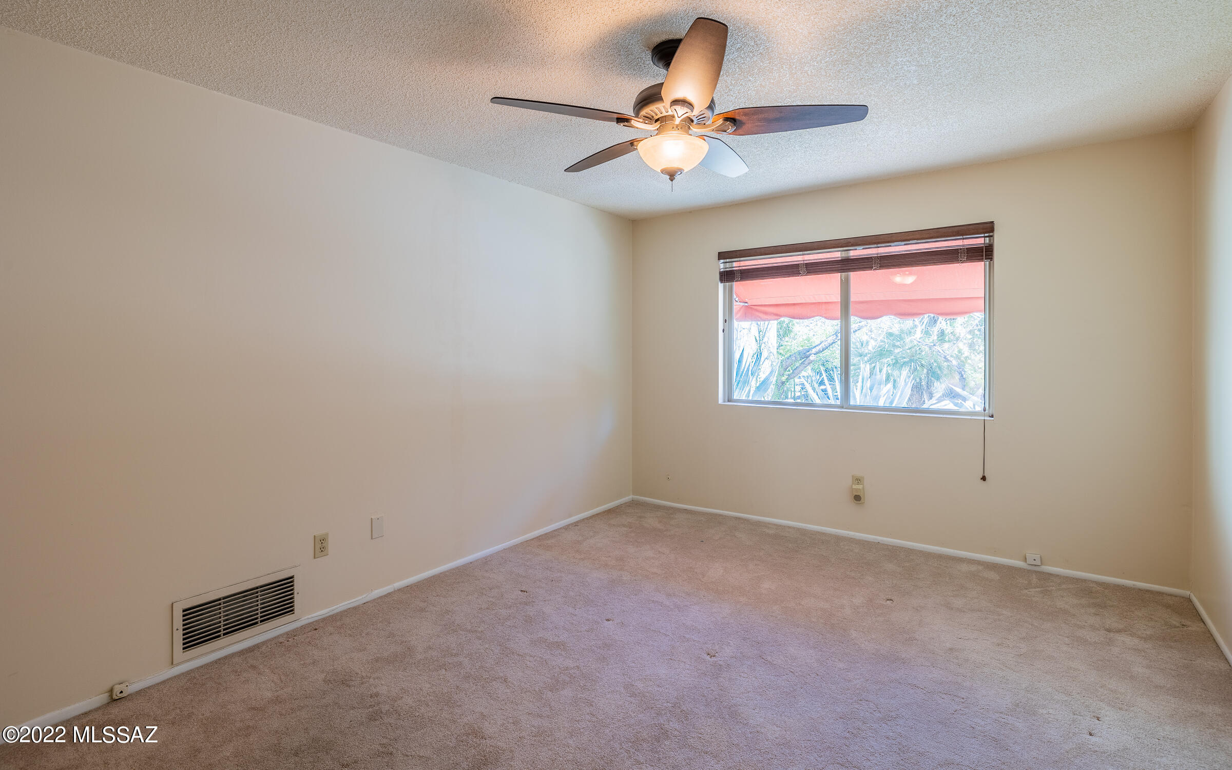 2610 N Camino Valle Verde