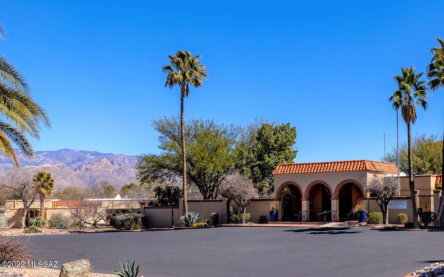 2610 N Camino Valle Verde