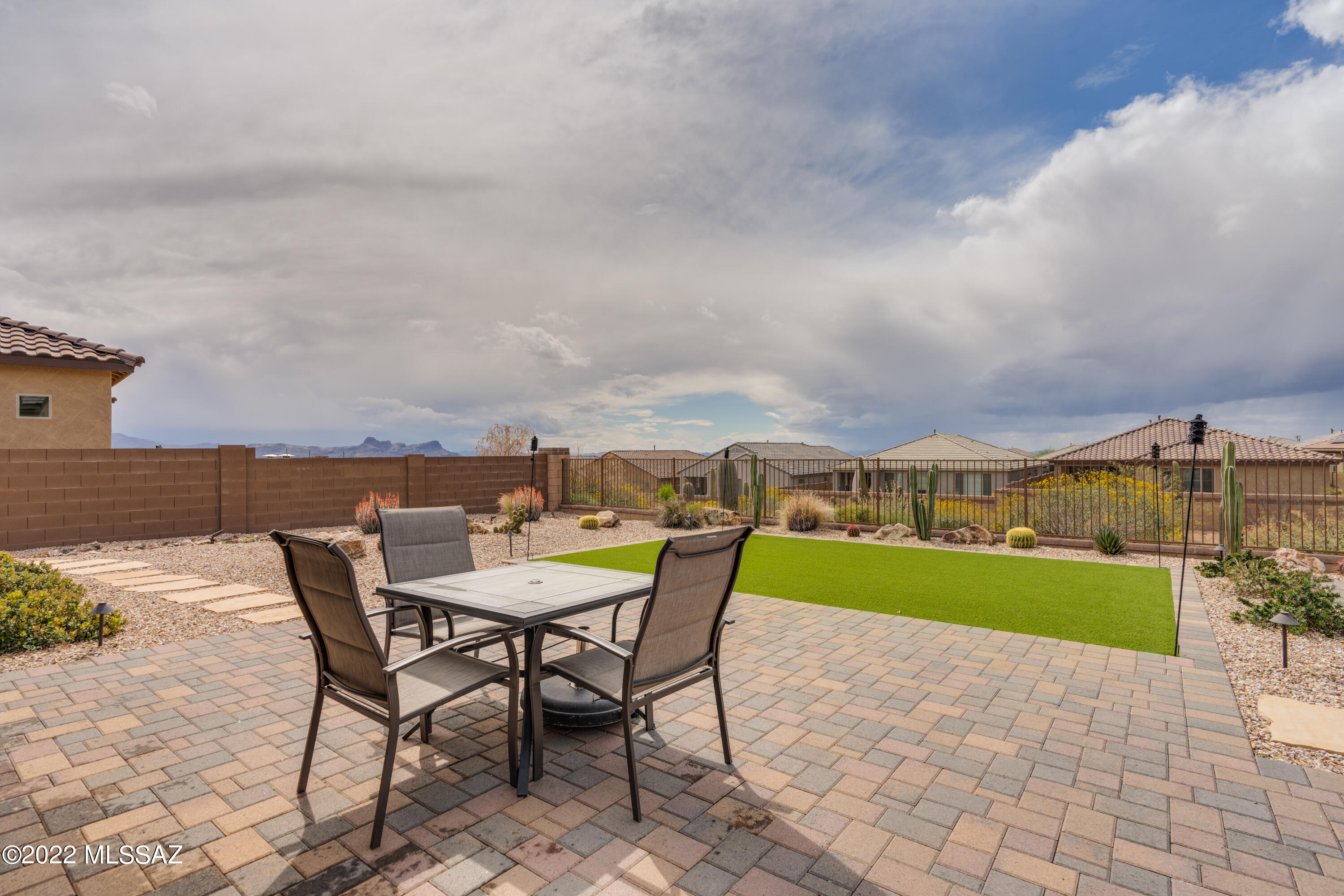 11917 N Renoir Way