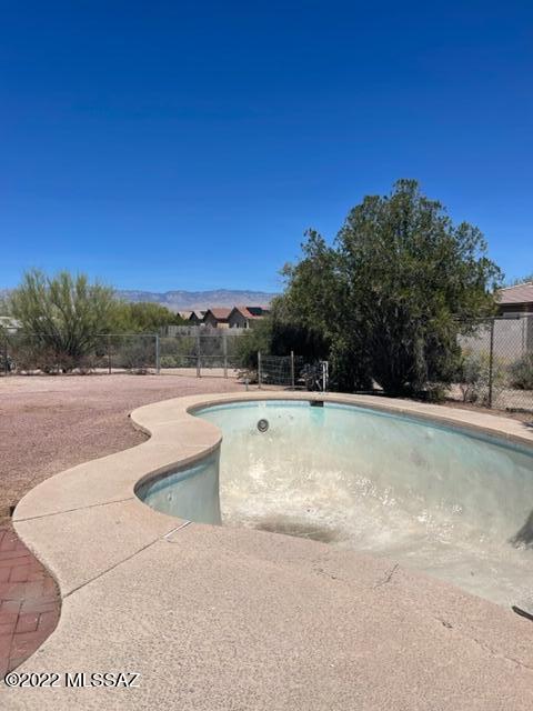 9351 E Trail Ridge Place