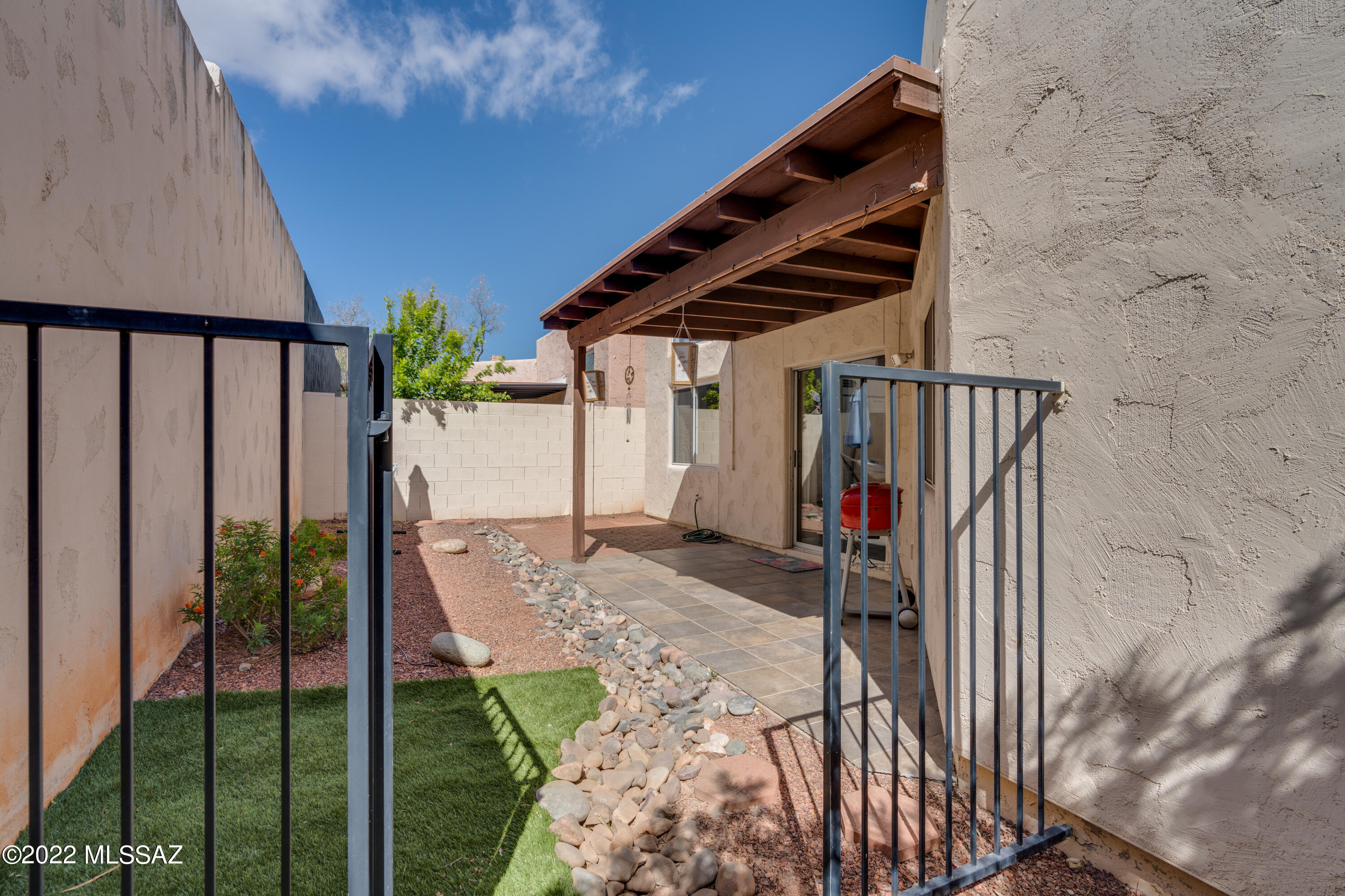 4344 E Ebony Lane
