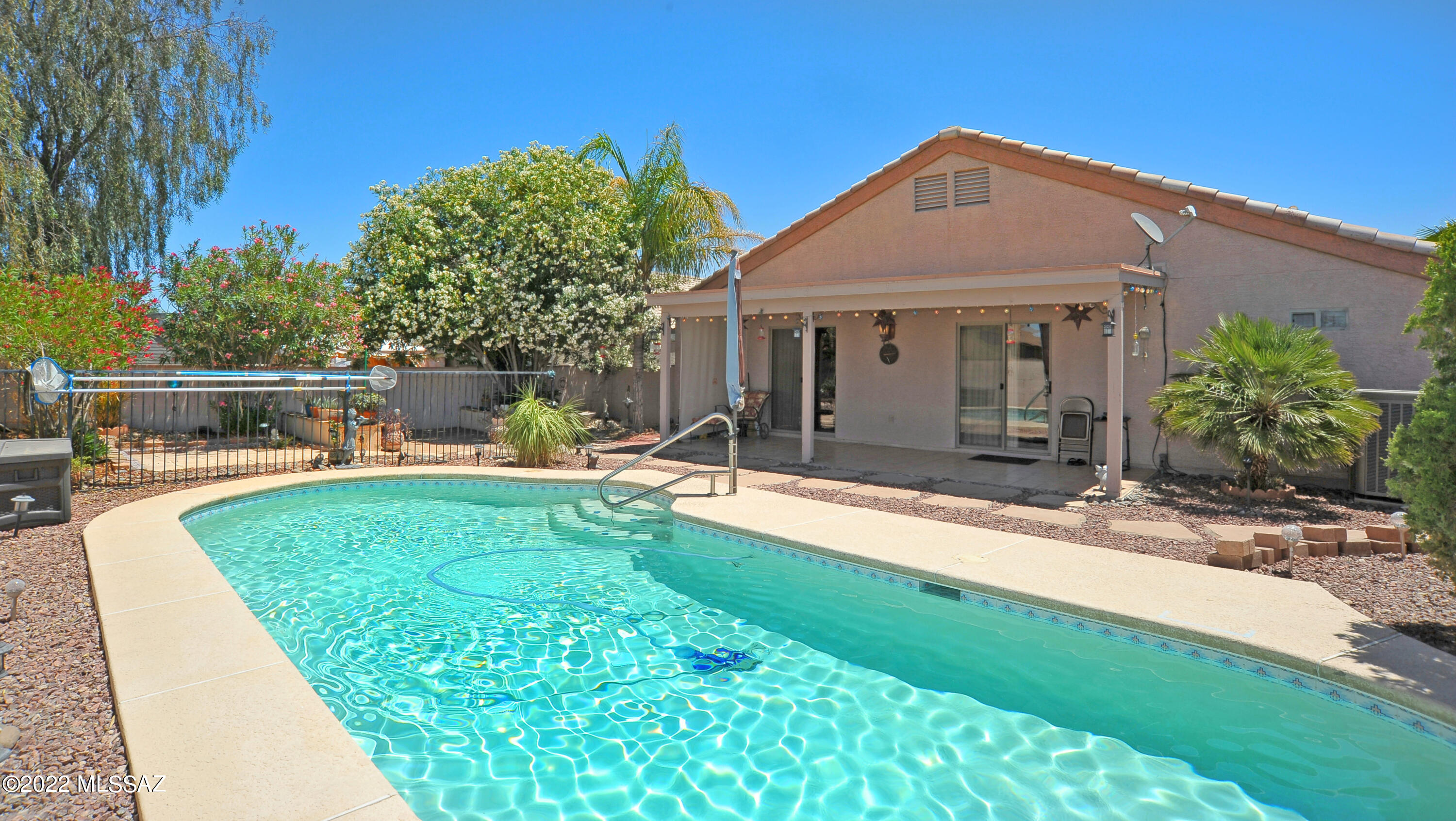 8304 S Via De Ellsworth