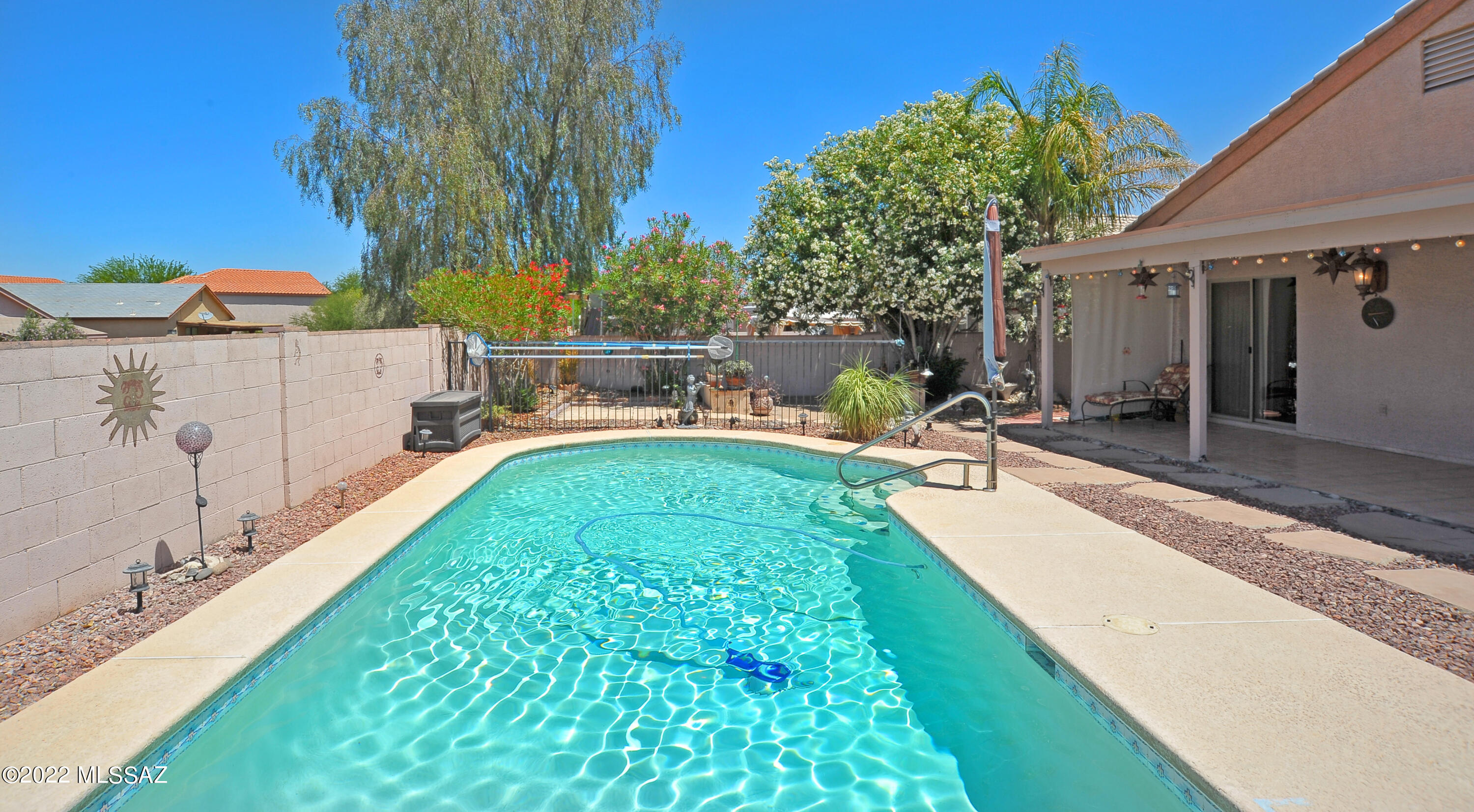 8304 S Via De Ellsworth