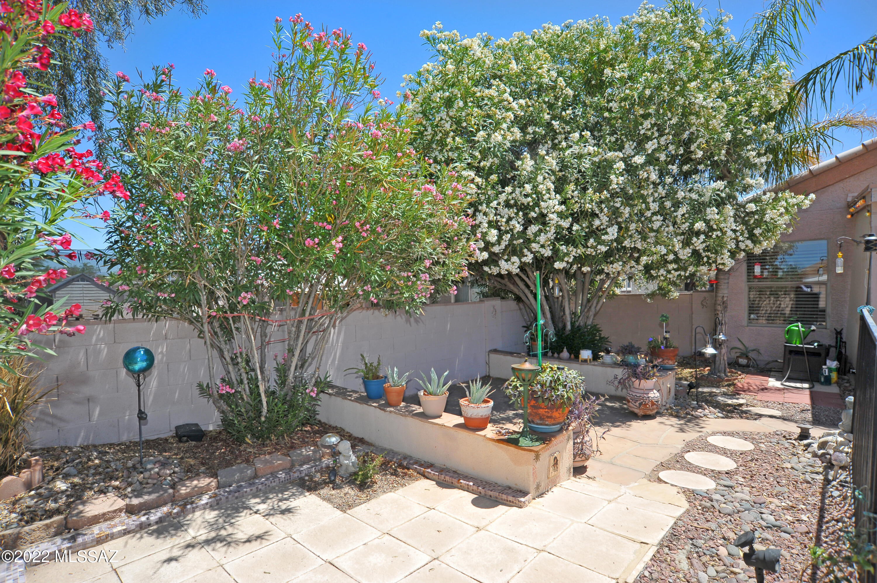 8304 S Via De Ellsworth